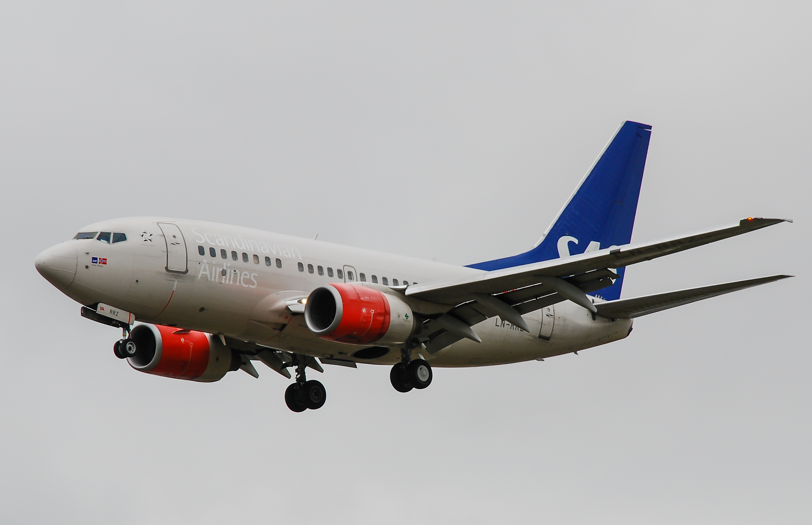 LN-RRZ/LNRRZ SAS Scandinavian Airlines Boeing 737 NG Airframe Information - AVSpotters.com