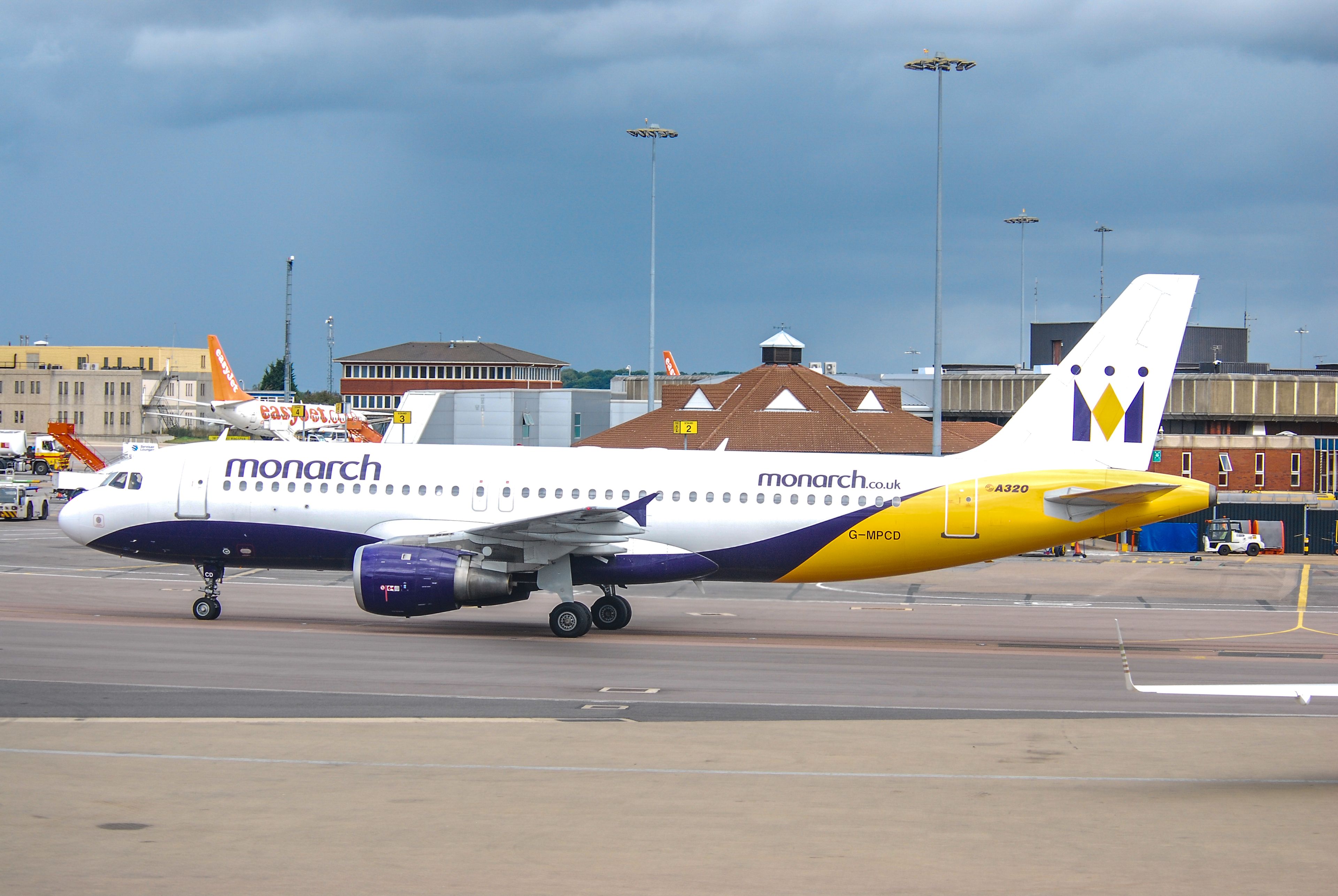 G-MPCD/GMPCD Monarch Airlines  Airbus A320 Airframe Information - AVSpotters.com