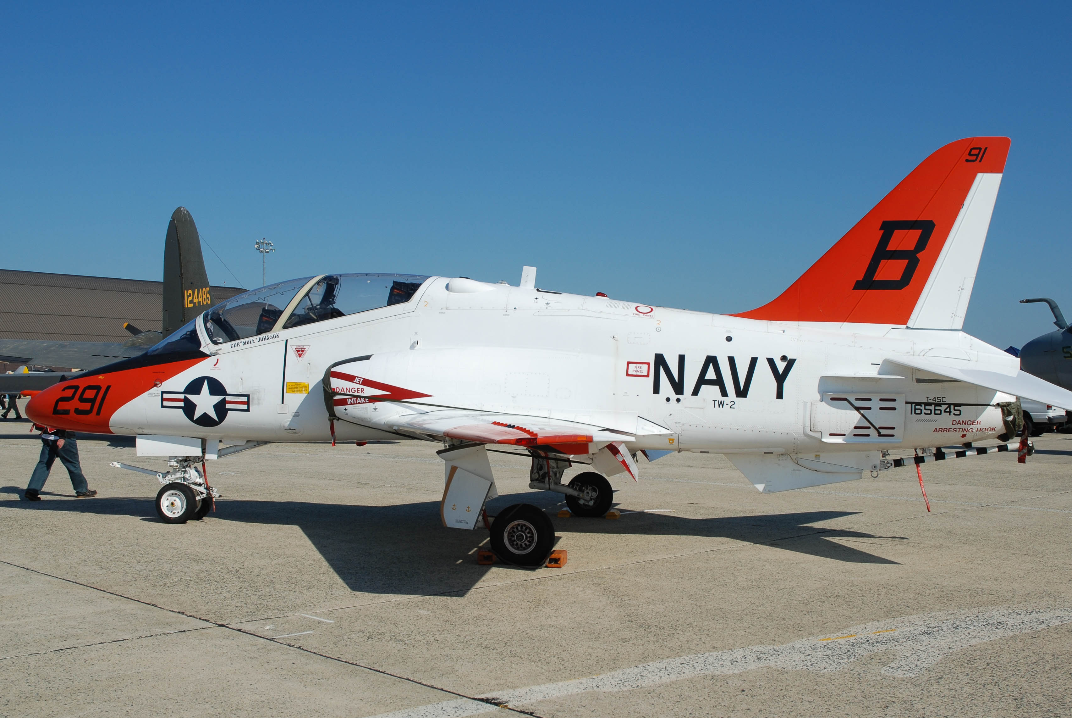 165645/165645 USN - United States Navy British Aerospace Hawk Airframe Information - AVSpotters.com