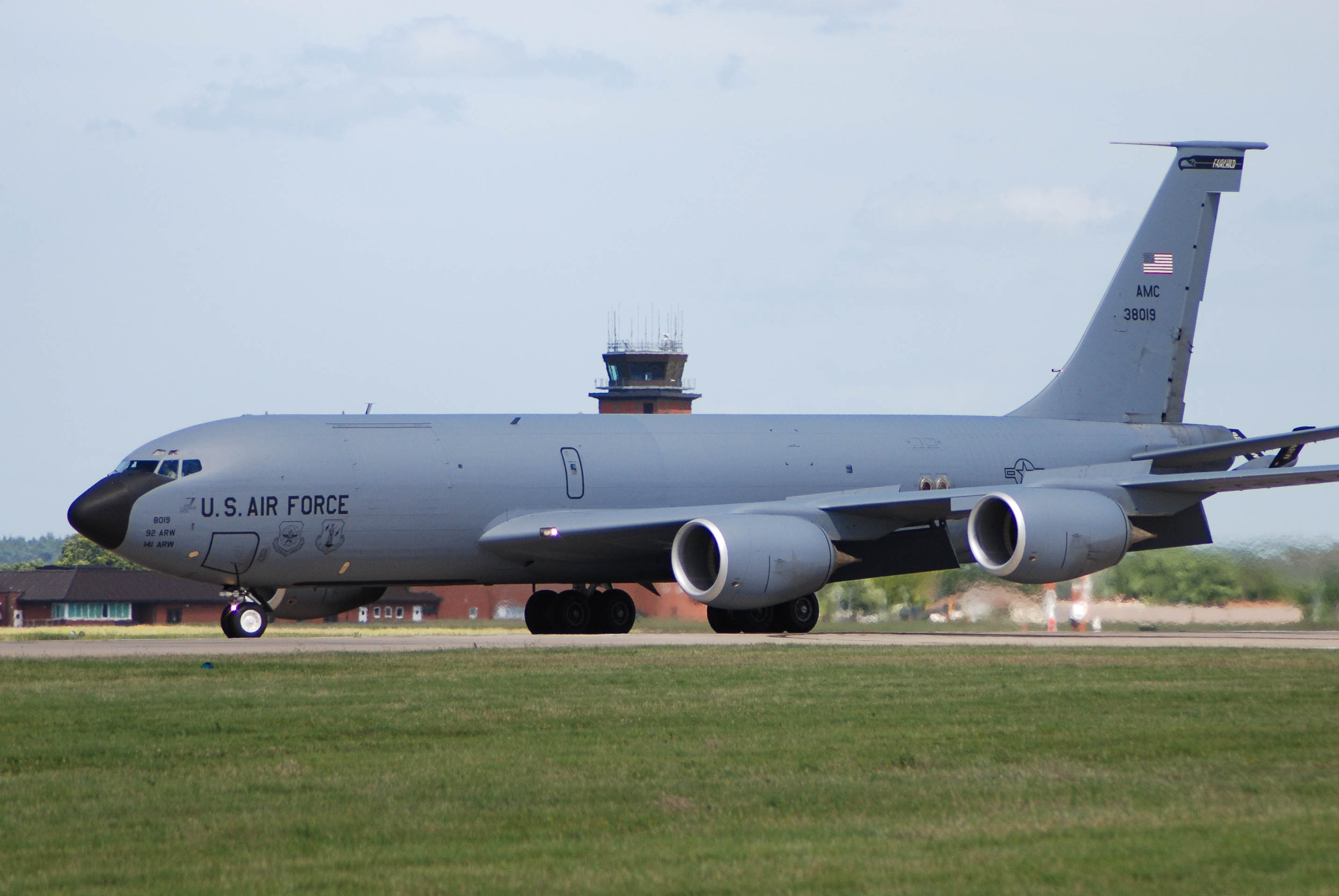 63-8019/638019 USAF - United States Air Force Boeing KC-135R Stratotanker Photo by colinw - AVSpotters.com