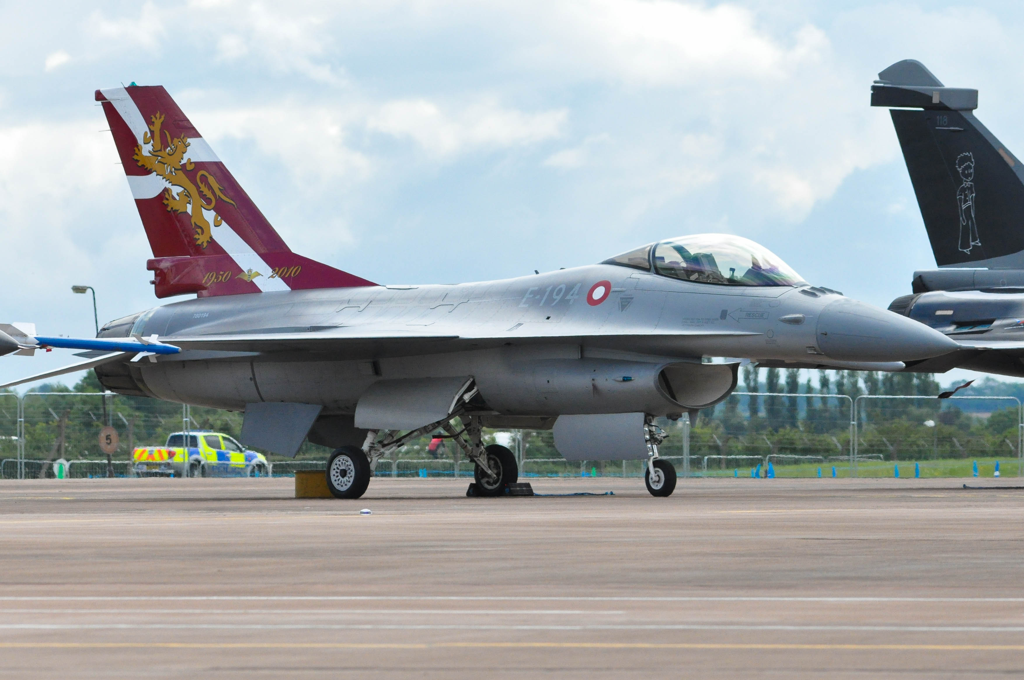 E-194/E194 RDAF - Royal Danish Air Force General Dynamics F-16A Fighting Falcon Photo by colinw - AVSpotters.com