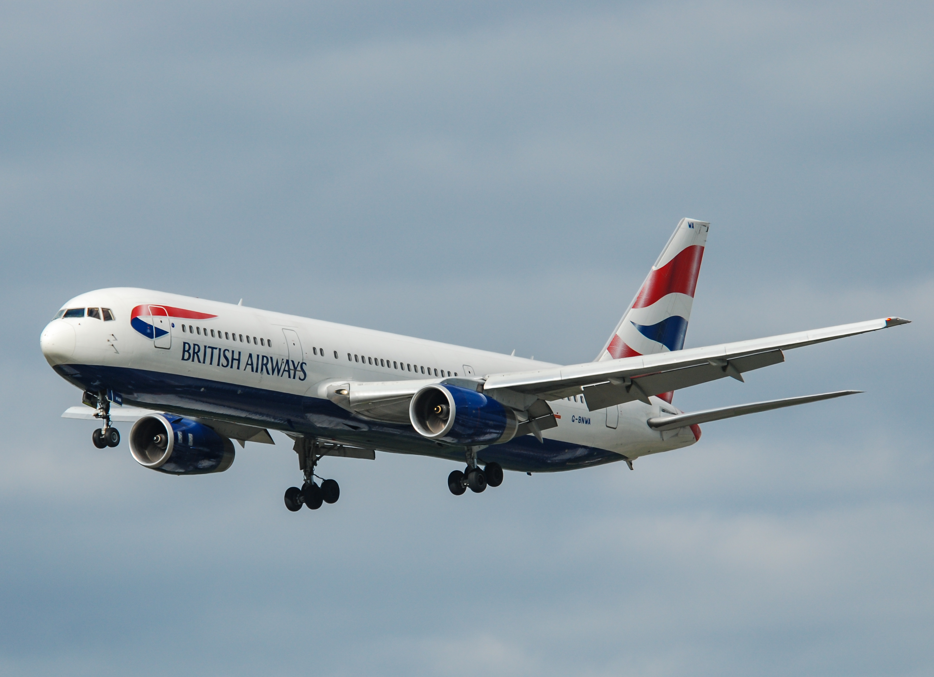 G-BNWA/GBNWA British Airways Boeing 767-336ER Photo by Ayronautica - AVSpotters.com