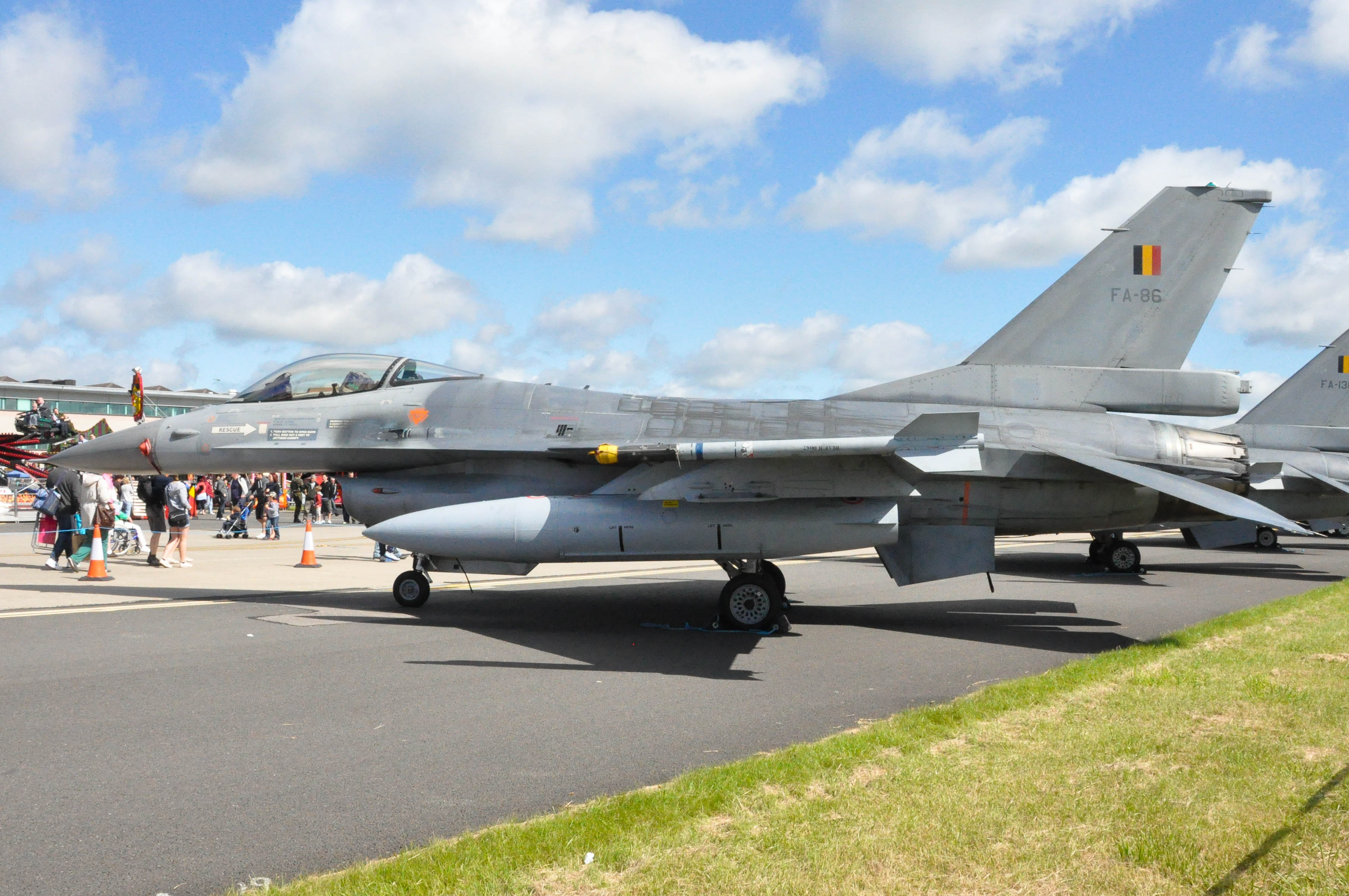 FA86/FA86 Belgian Air Component General Dynamics F-16 Fighting Falcon Airframe Information - AVSpotters.com