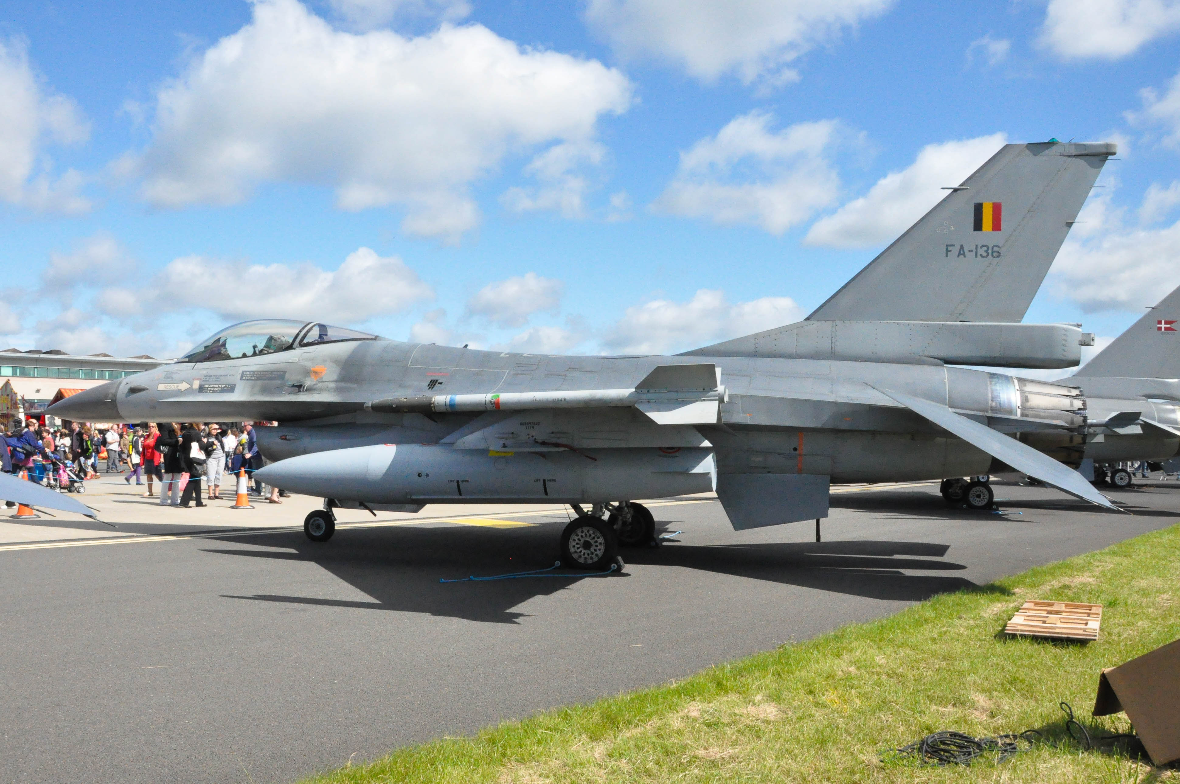 FA-136/FA136 Belgian Air Component General Dynamics F-16A Fighting Falcon Photo by colinw - AVSpotters.com