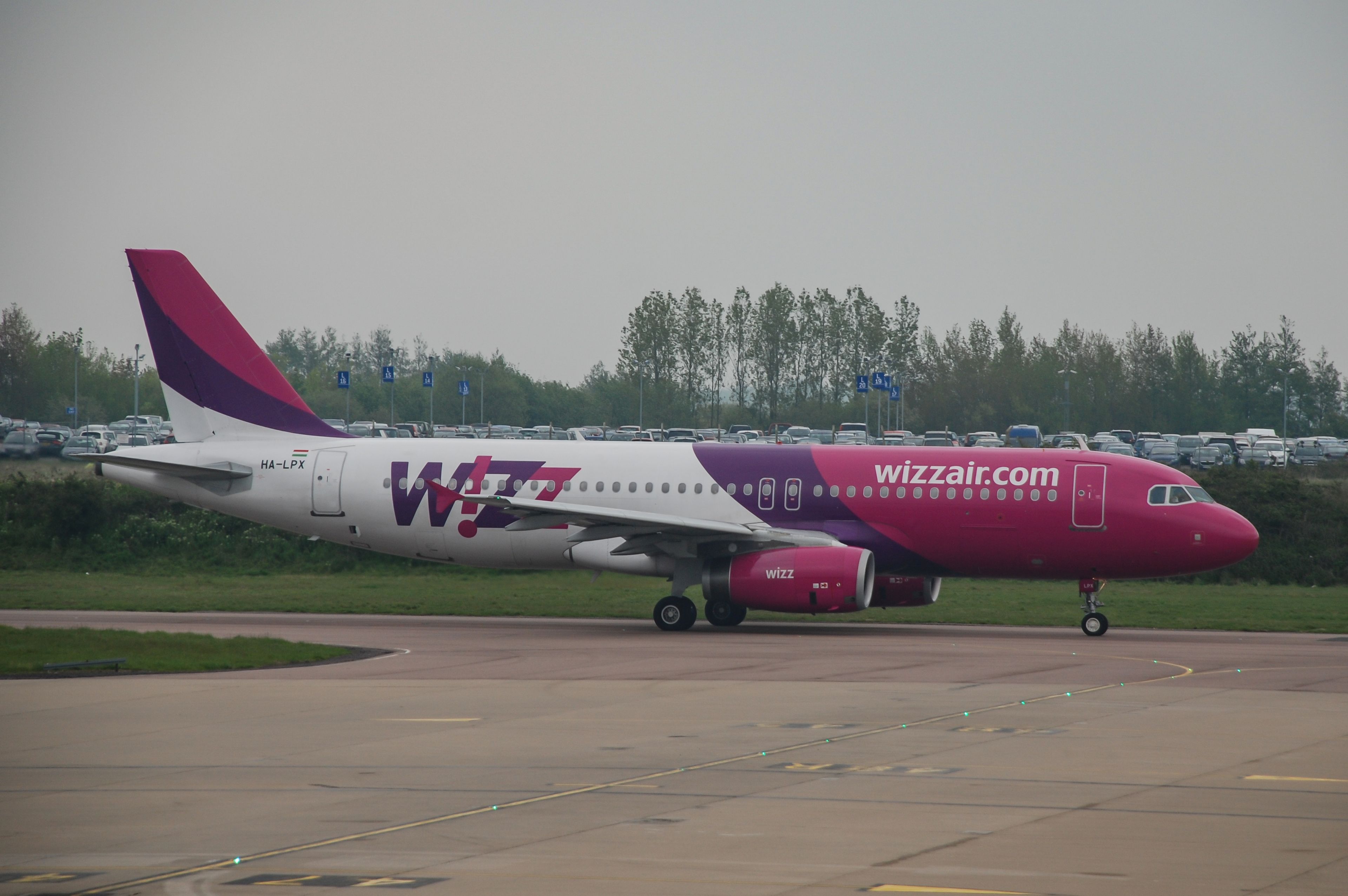 HA-LPX/HALPX Wizz Air Airbus A320-232 Photo by Ayronautica - AVSpotters.com