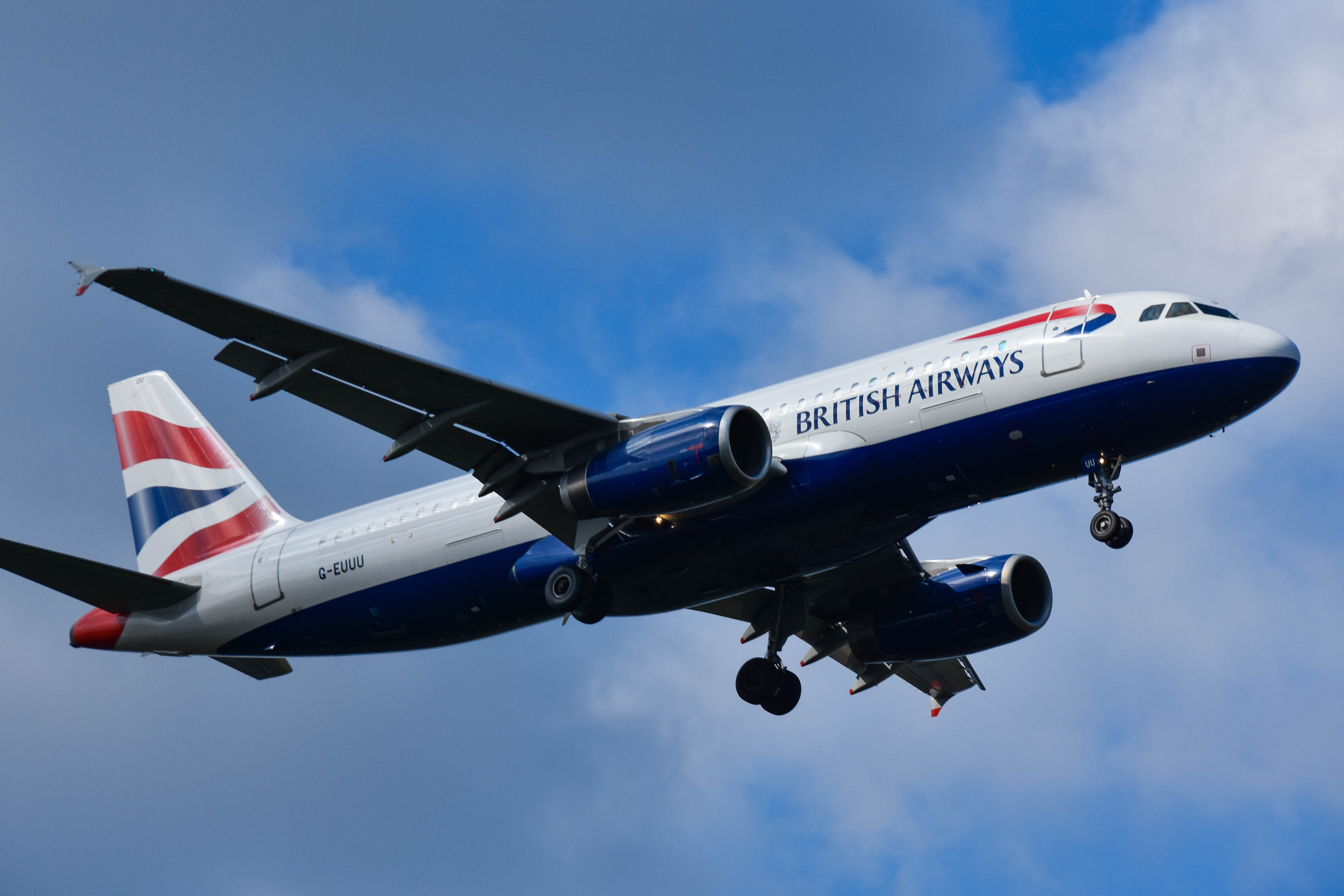 G-EUUU/GEUUU British Airways Airbus A320-232 Photo by colinw - AVSpotters.com