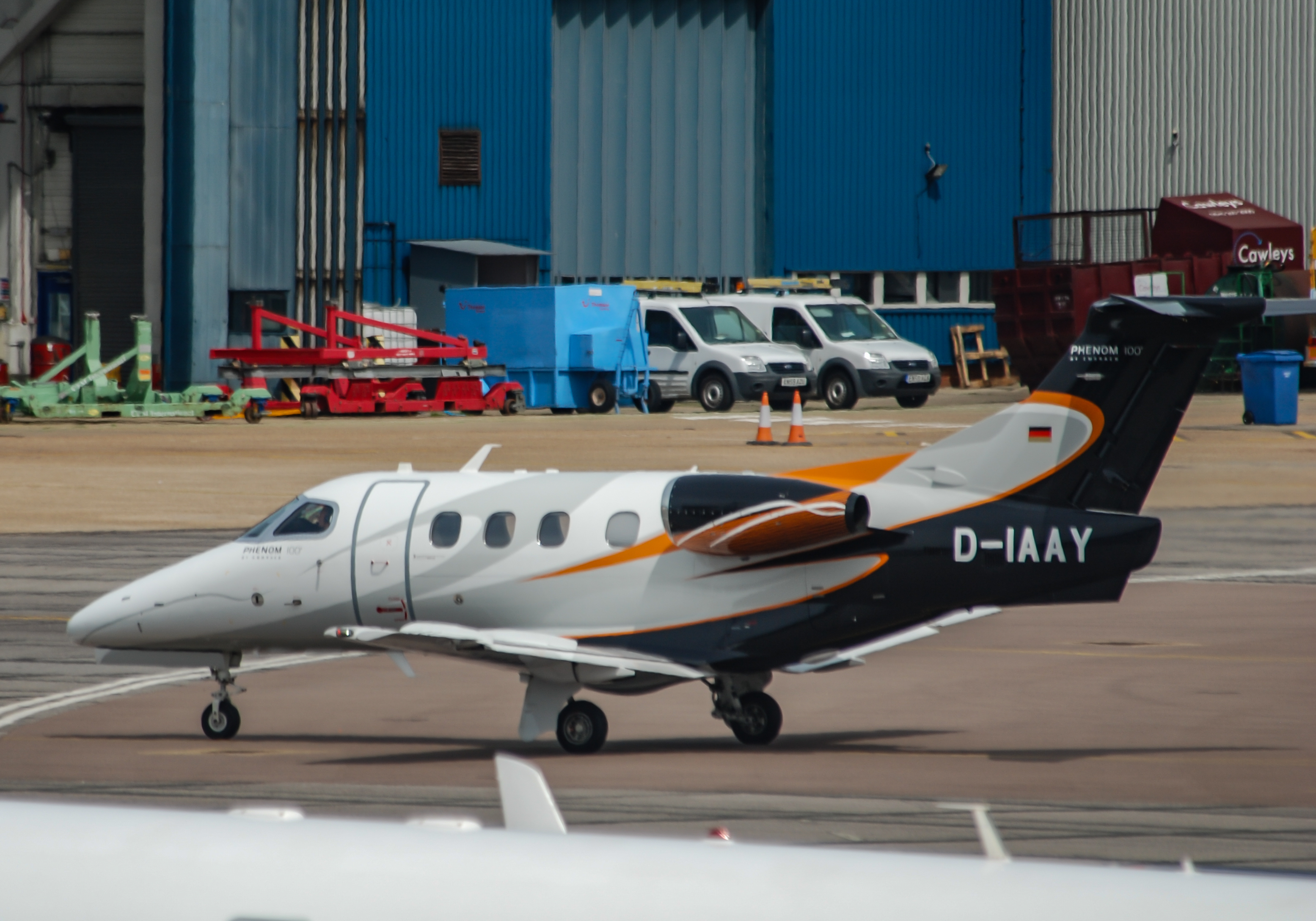 D-IAAY/DIAAY Corporate Embraer Phenom Airframe Information - AVSpotters.com