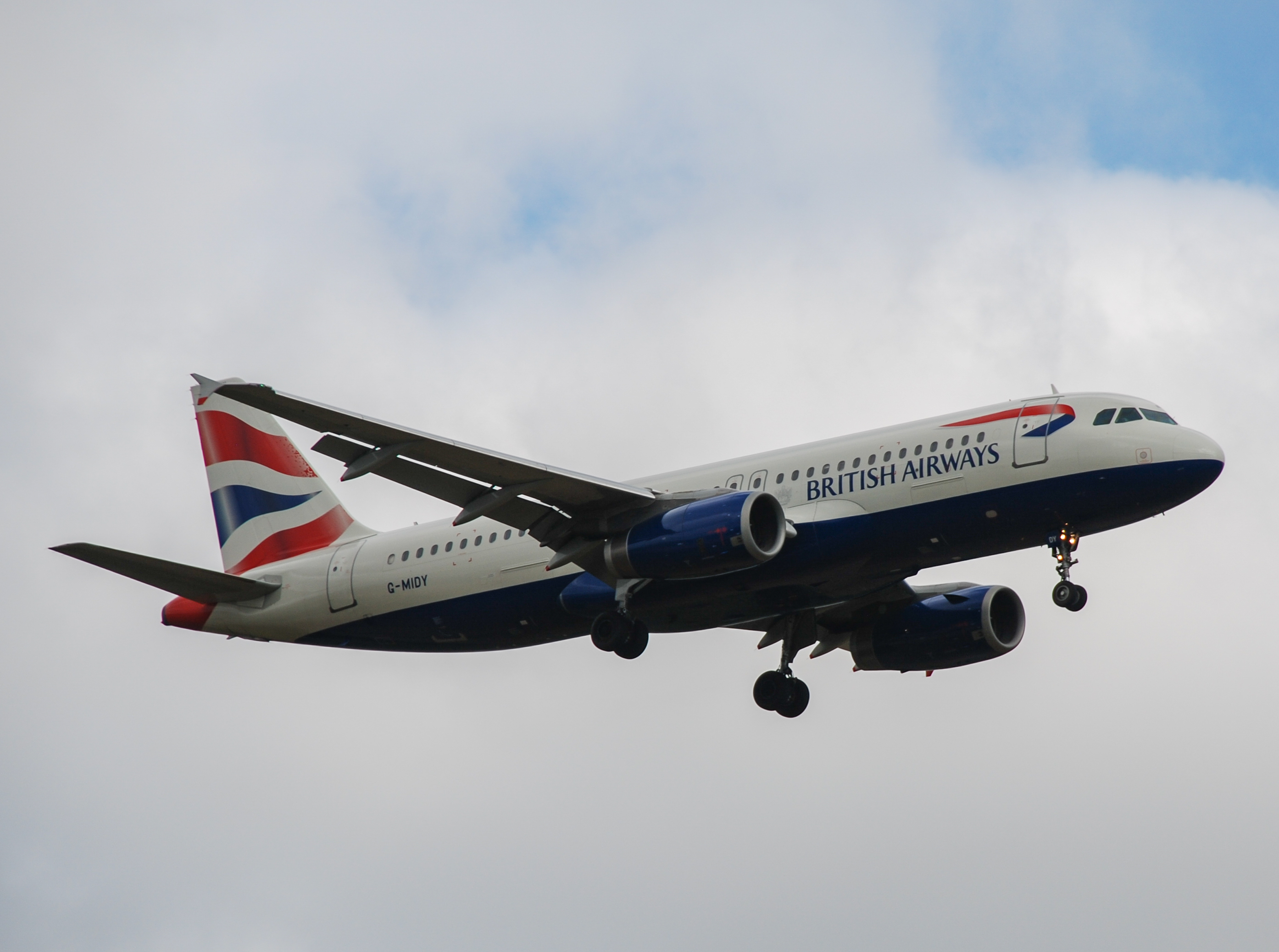 G-MIDY/GMIDY British Airways Airbus A320-232 Photo by Ayronautica - AVSpotters.com