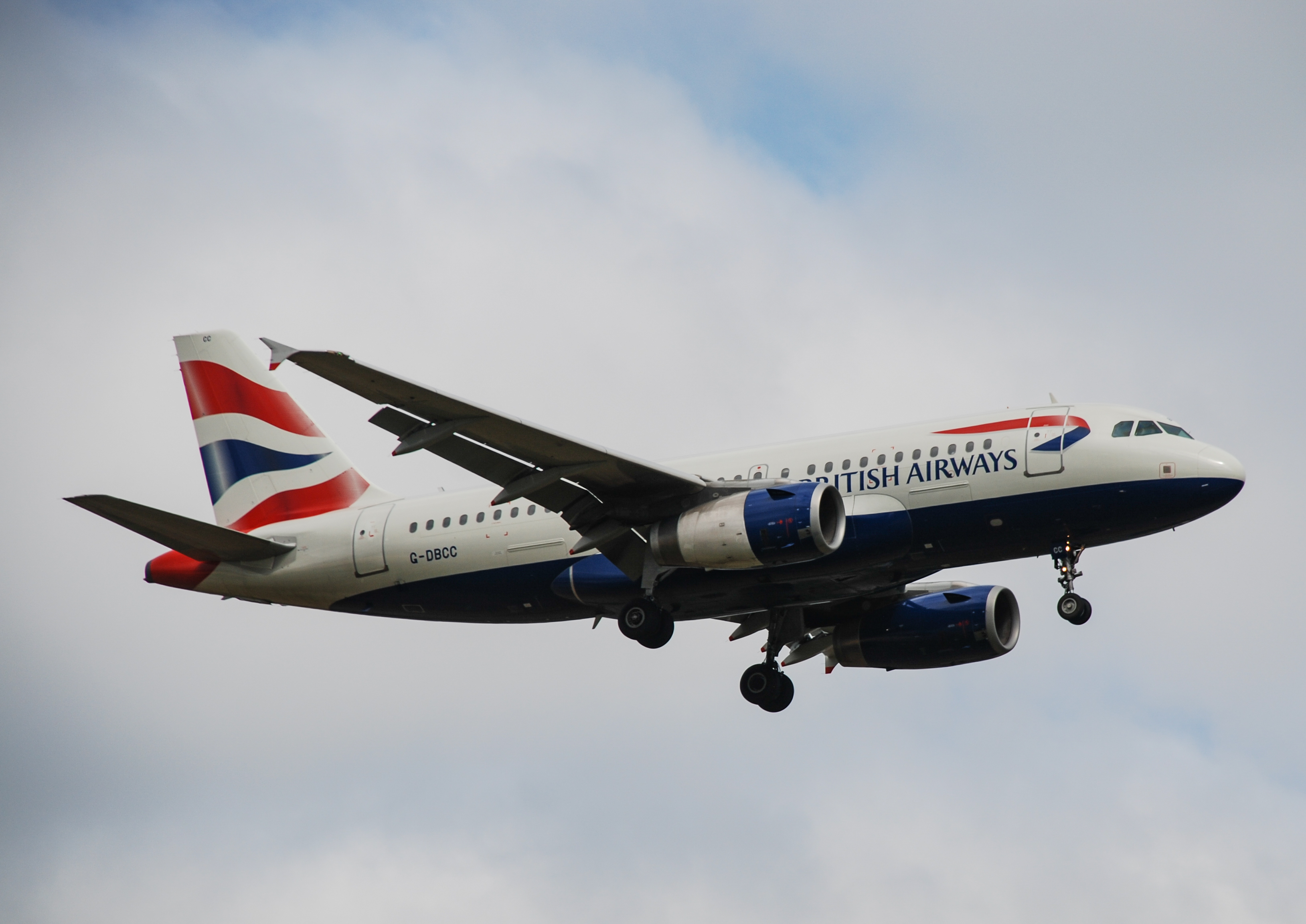 G-DBCC/GDBCC British Airways Airbus A319-131 Photo by Ayronautica - AVSpotters.com