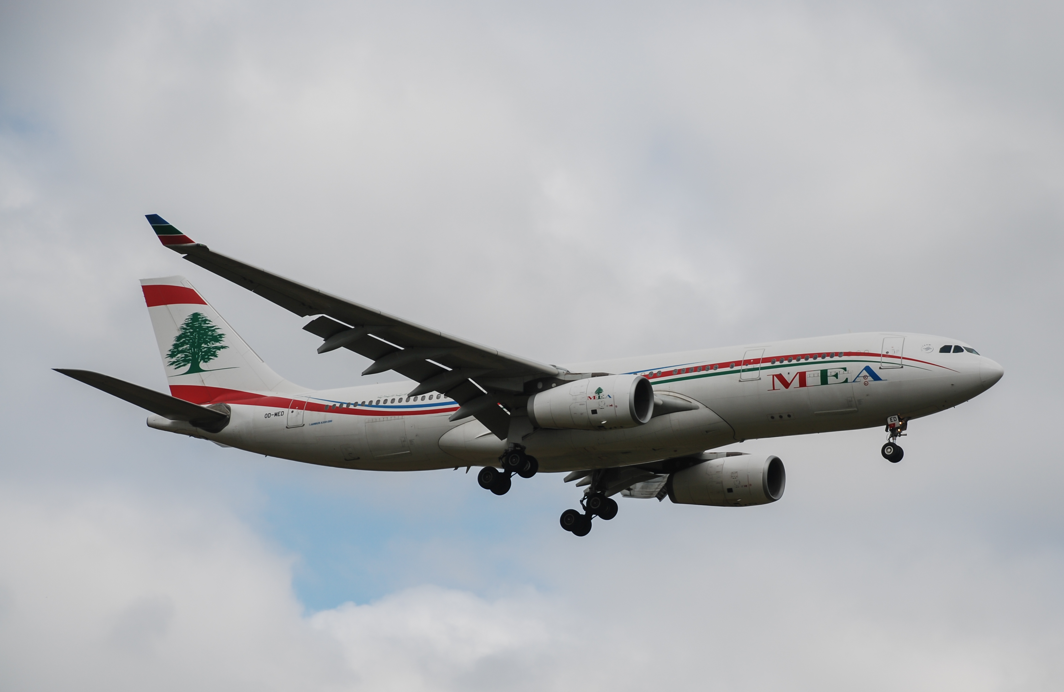 OD-MED/ODMED MEA-Middle East Airlines Airbus A330-243 Photo by Ayronautica - AVSpotters.com
