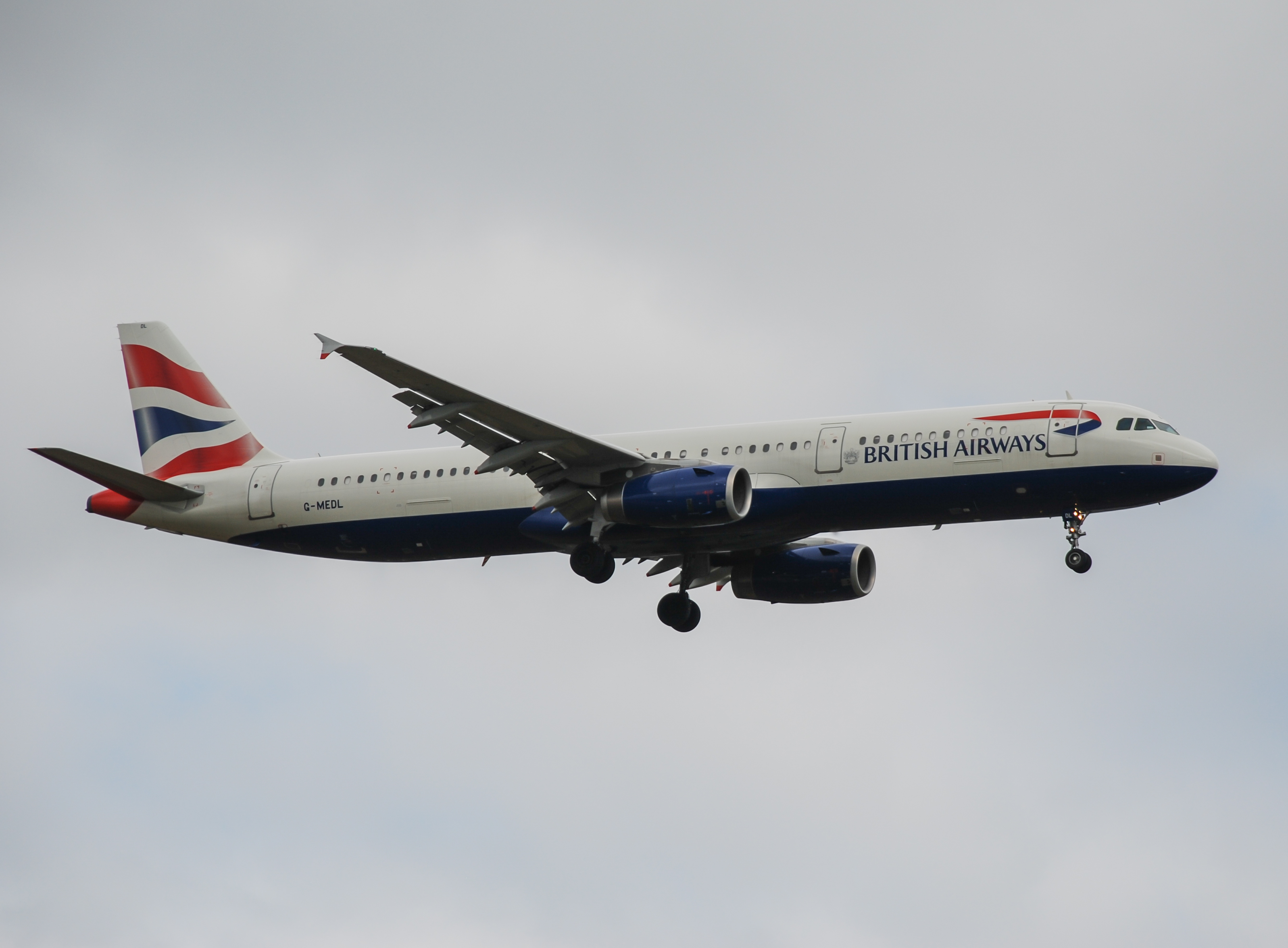 G-MEDL/GMEDL British Airways Airbus A321-231 Photo by Ayronautica - AVSpotters.com