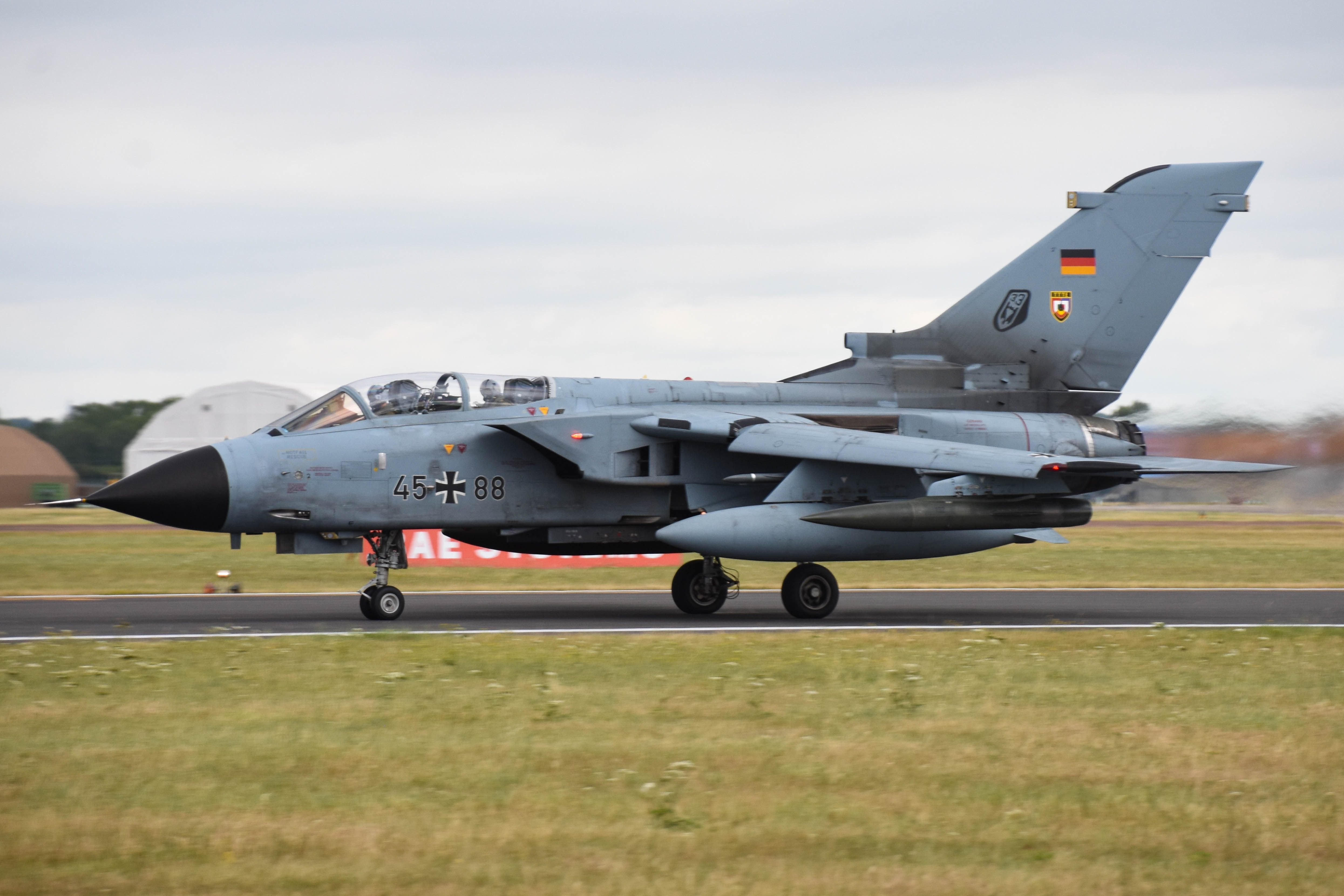 45+88/45+88 German Air Force Panavia Tornado IDS Photo by colinw - AVSpotters.com