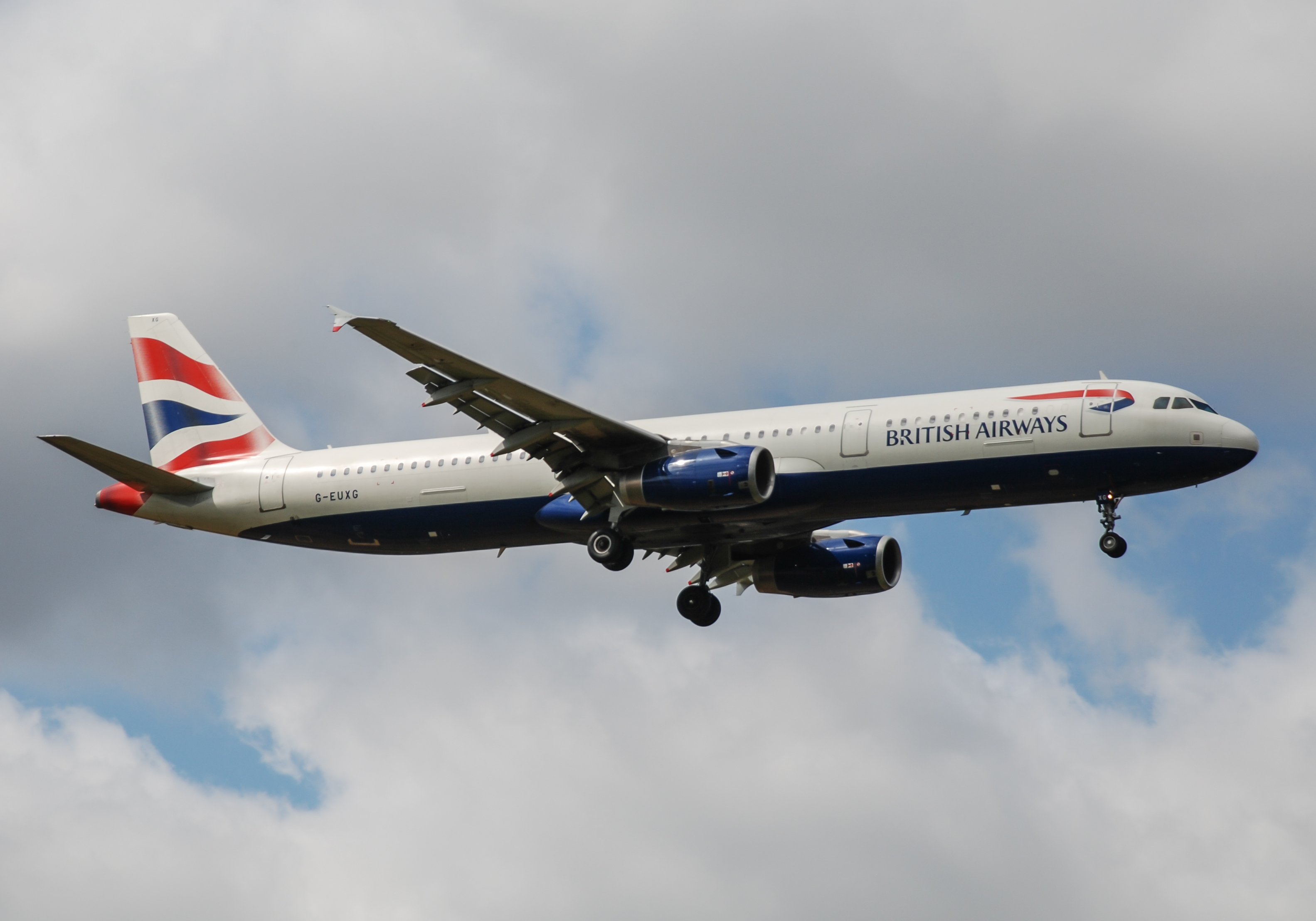 G-EUXG/GEUXG British Airways Airbus A321-232 Photo by Ayronautica - AVSpotters.com