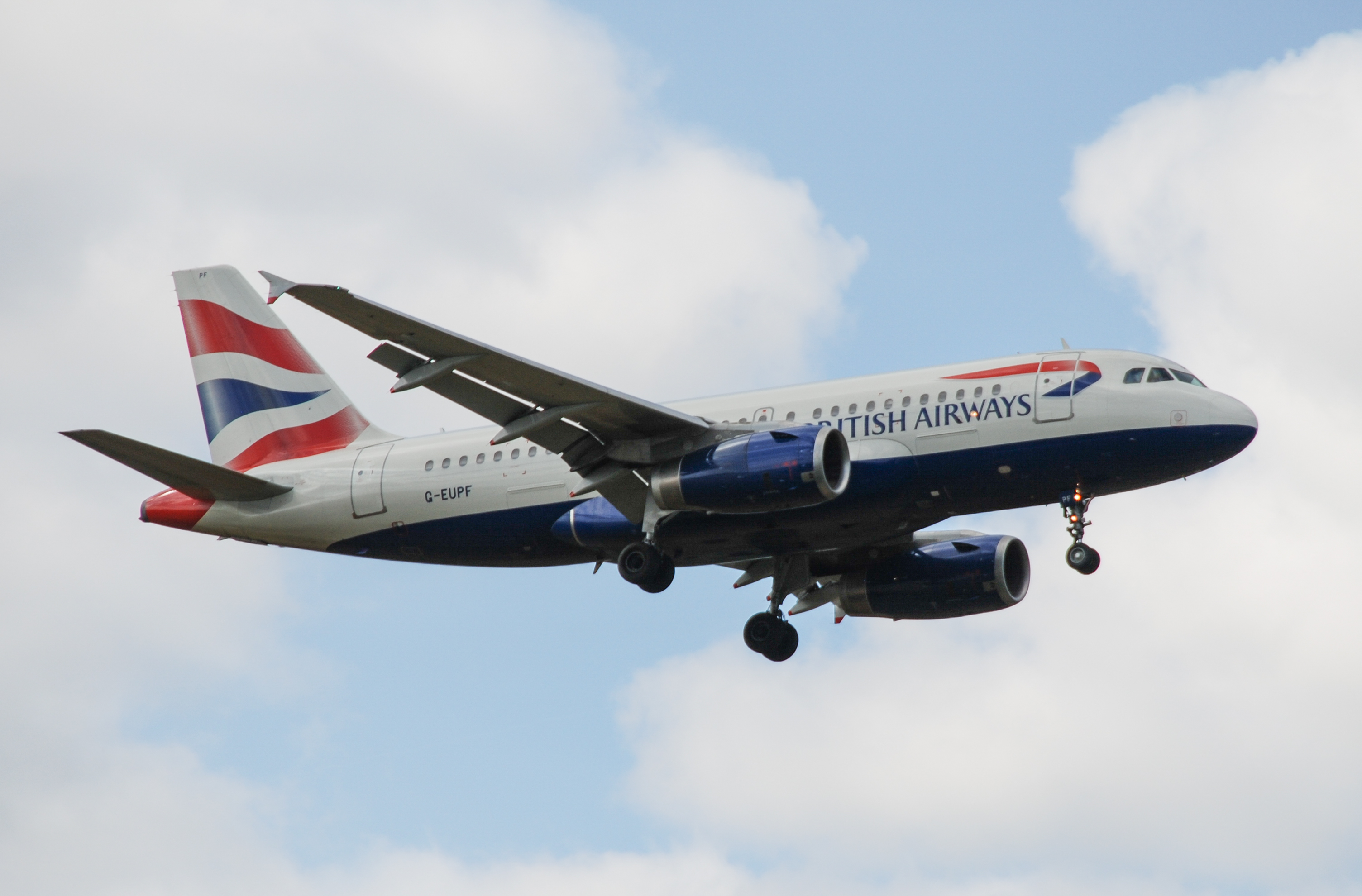 G-EUPF/GEUPF British Airways Airbus A319-131 Photo by Ayronautica - AVSpotters.com