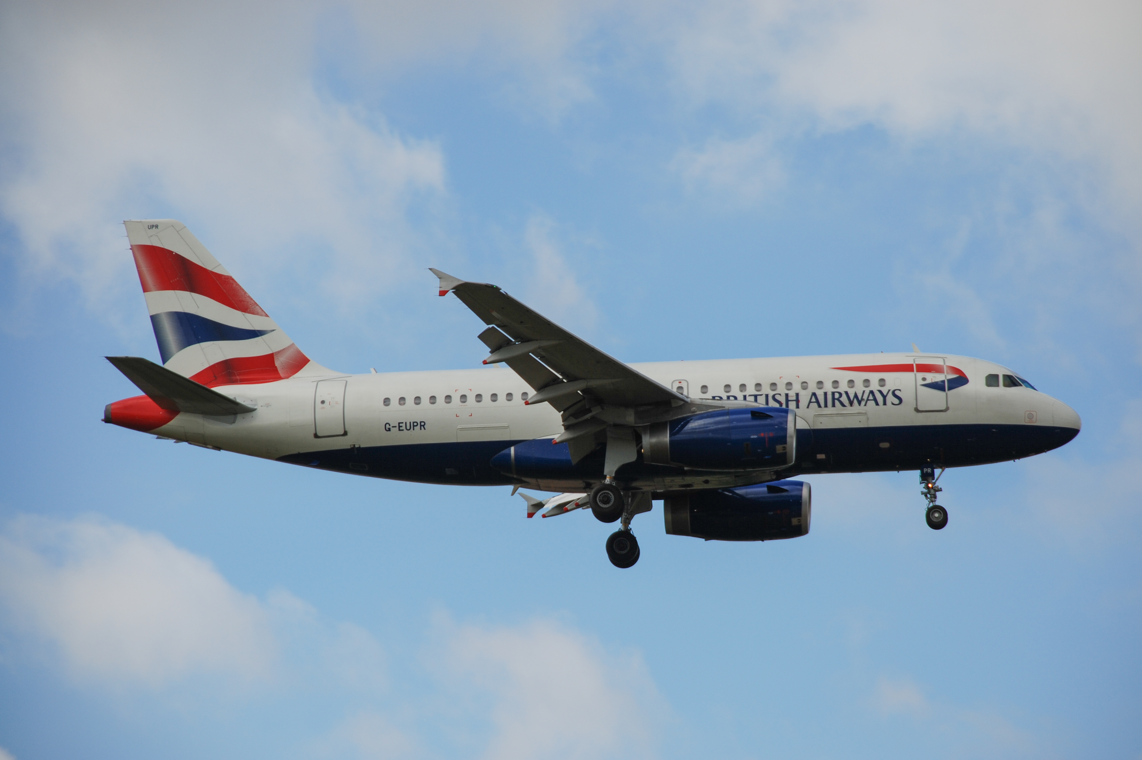 G-EUPR/GEUPR British Airways Airbus A319-131 Photo by Ayronautica - AVSpotters.com