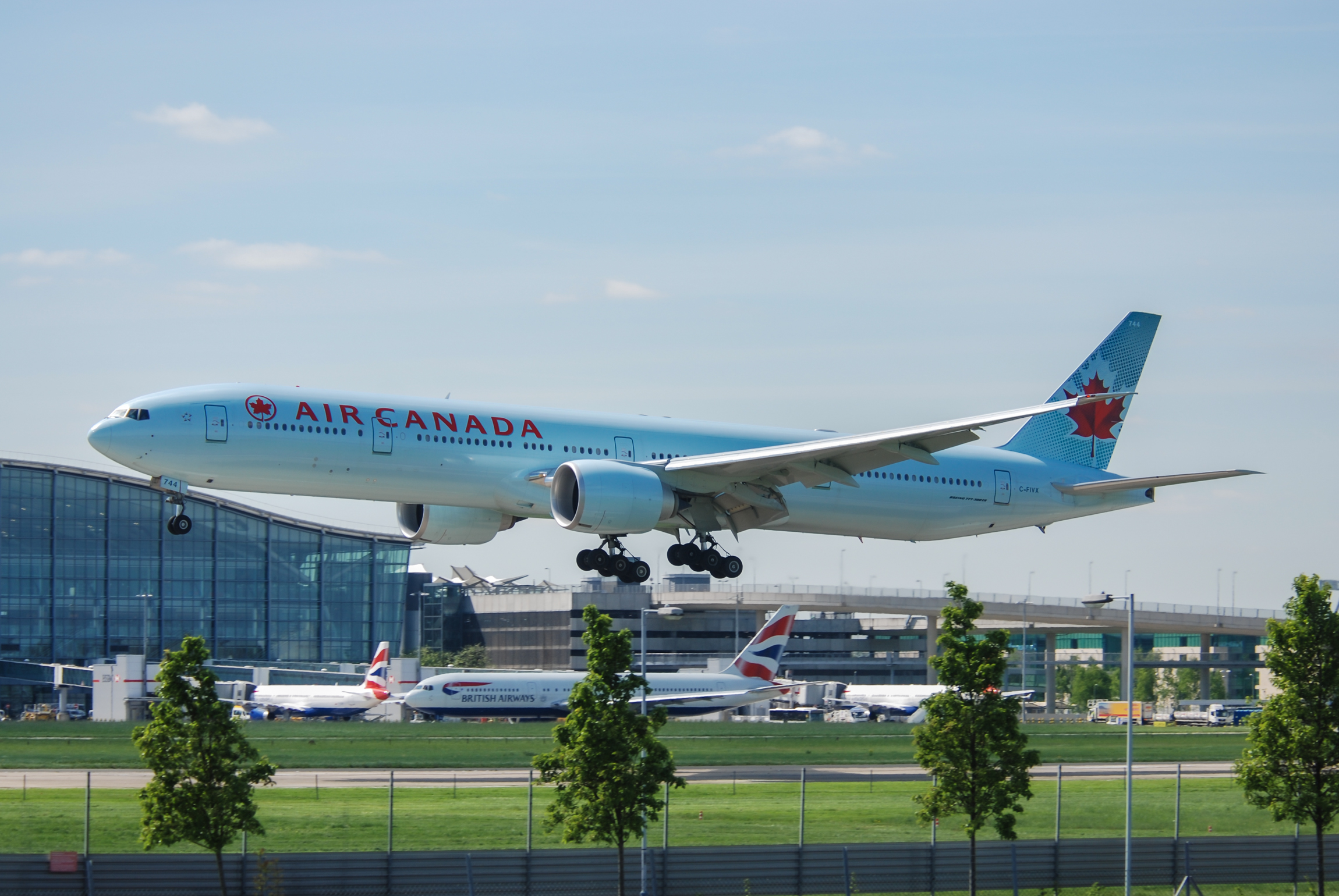 C-FIVX/CFIVX Air Canada Boeing 777 Airframe Information - AVSpotters.com