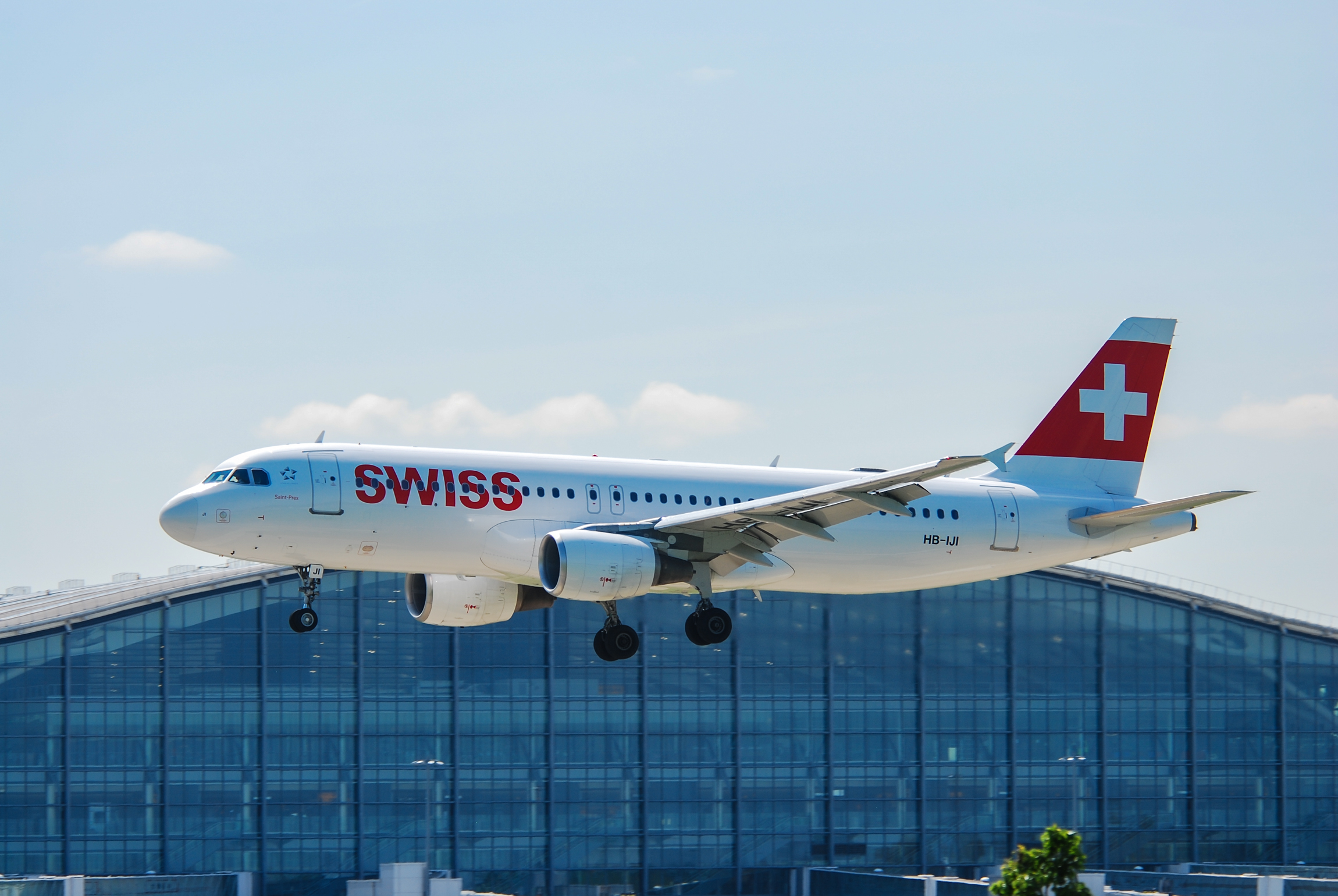 HB-IJI/HBIJI Swiss International Air Lines Airbus A320-214 Photo by Ayronautica - AVSpotters.com