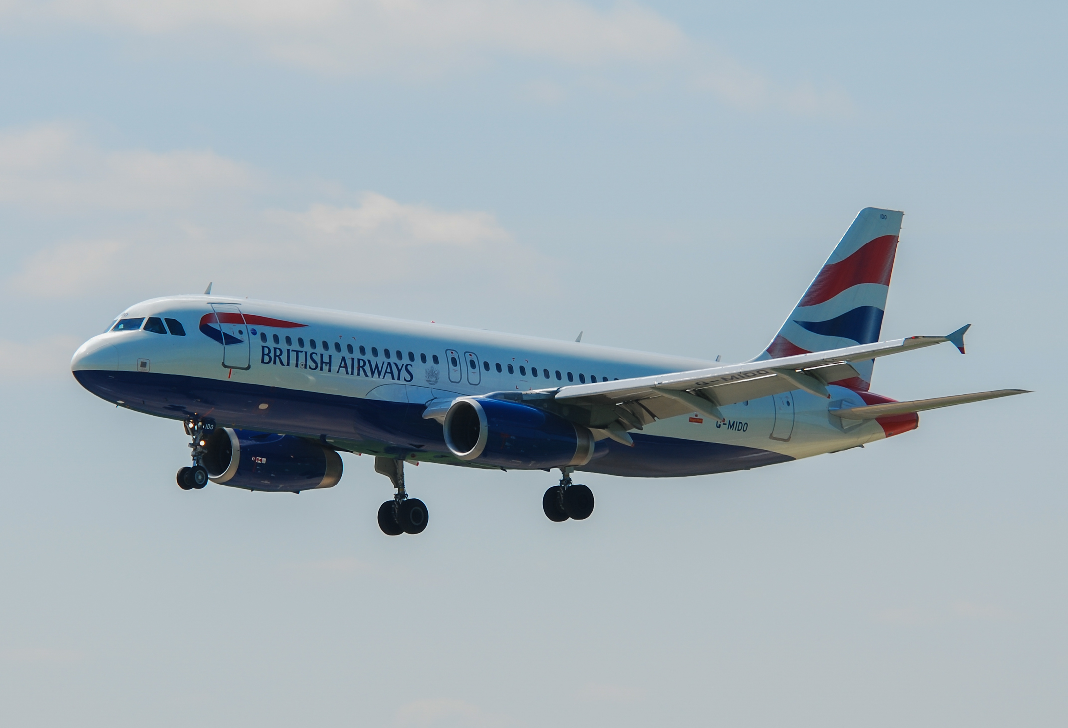 G-MIDO/GMIDO British Airways Airbus A320-232 Photo by Ayronautica - AVSpotters.com