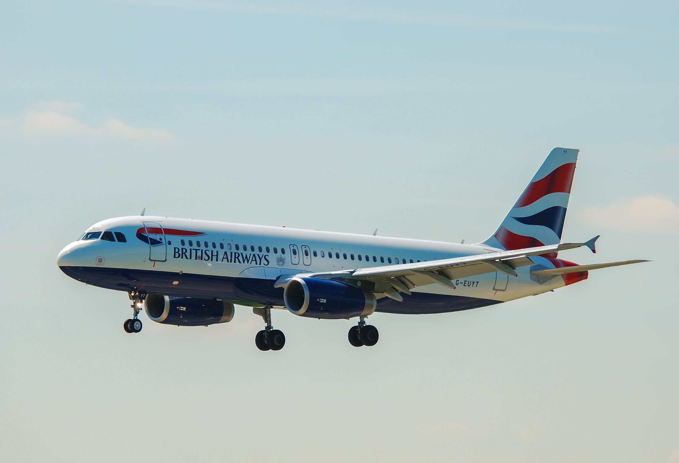 G-EUYT/GEUYT British Airways Airbus A320-232(SL) Photo by Ayronautica - AVSpotters.com