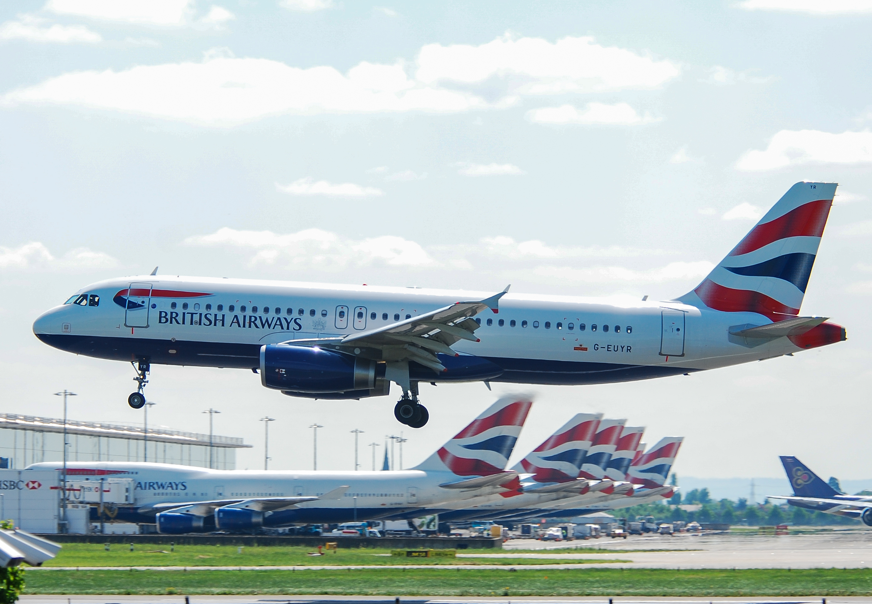 G-EUYR/GEUYR British Airways Airbus A320-232(SL) Photo by Ayronautica - AVSpotters.com