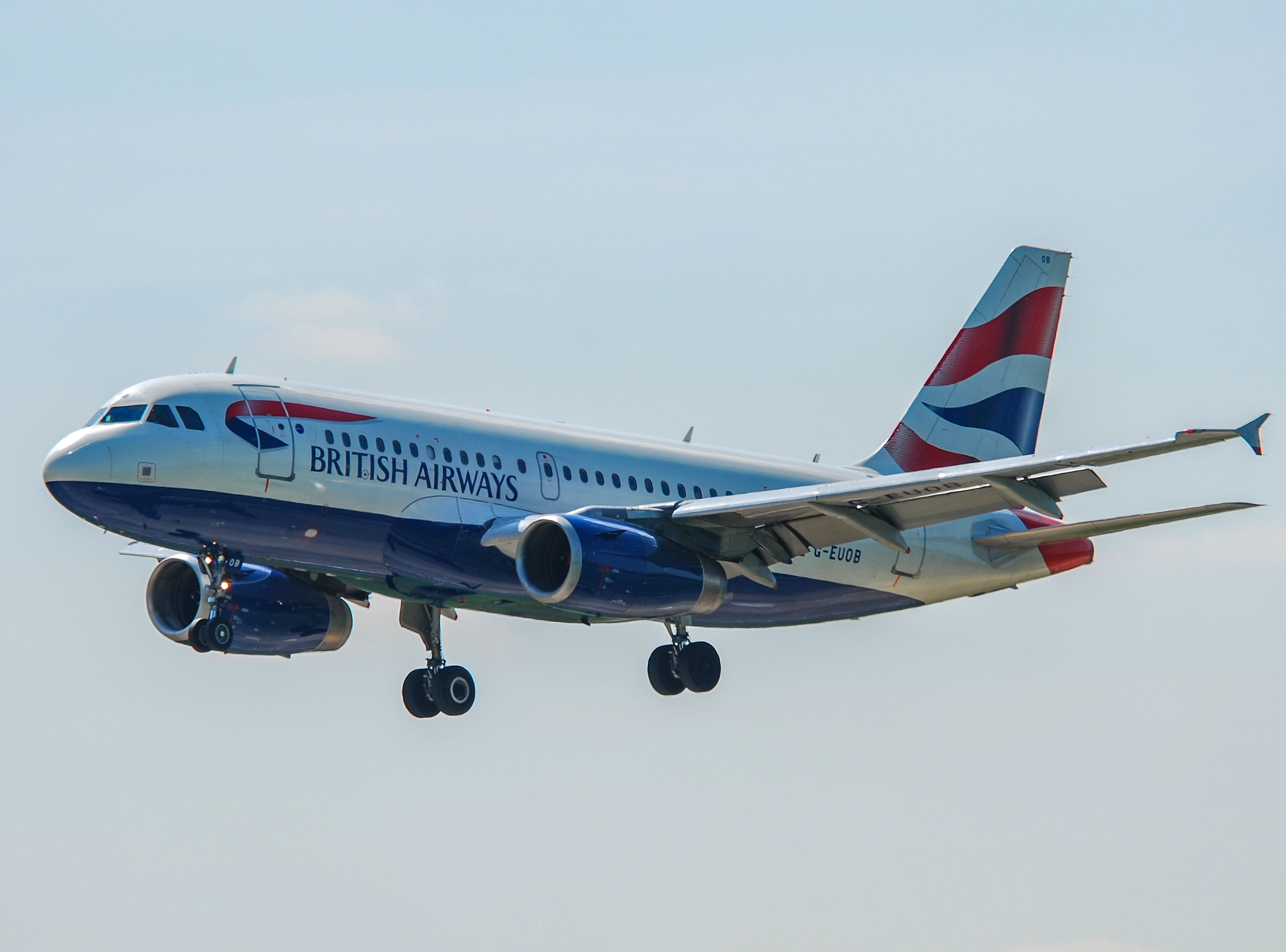 G-EUOB/GEUOB British Airways Airbus A319-131 Photo by Ayronautica - AVSpotters.com