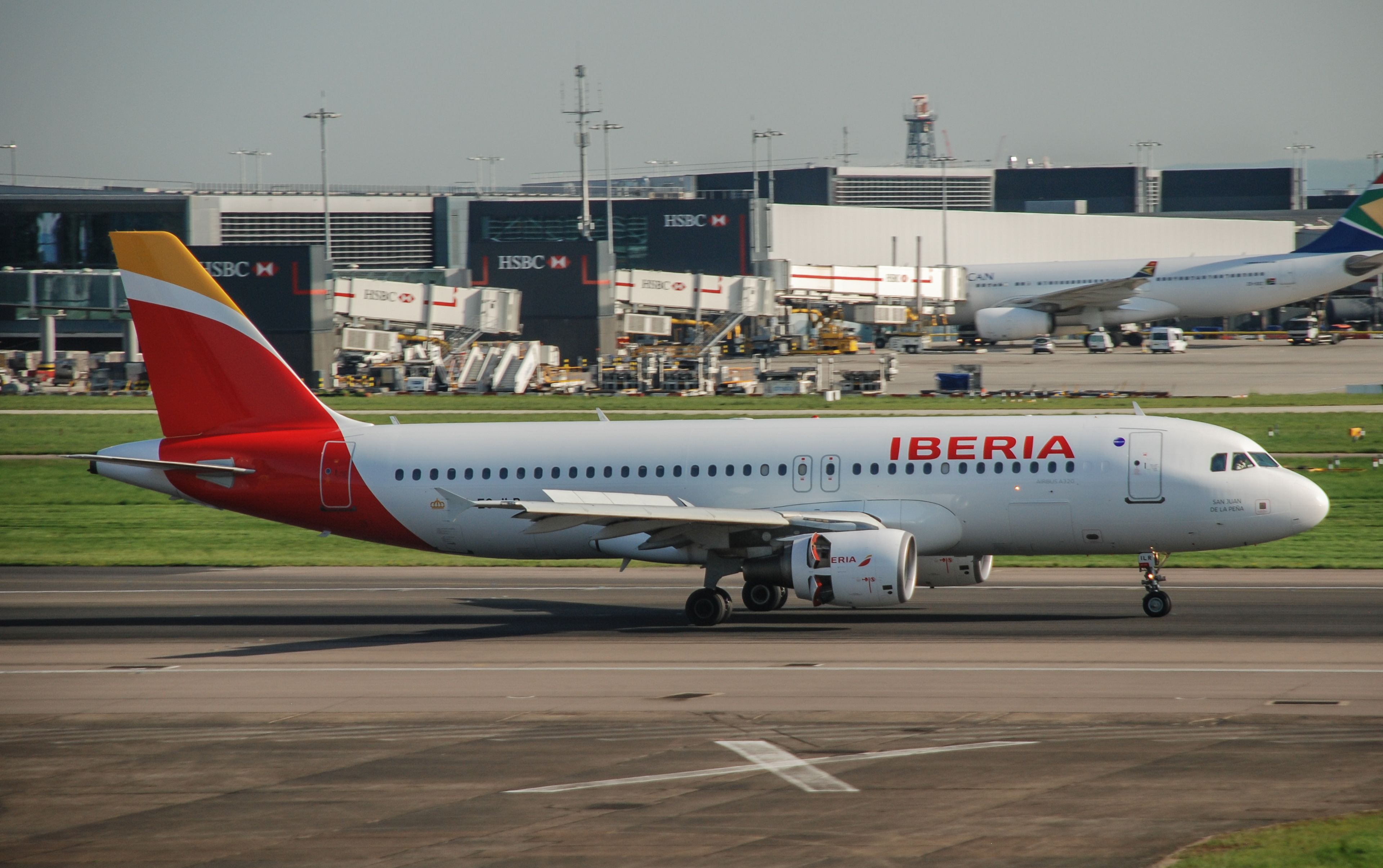 EC-ILR/ECILR Iberia Airbus A320 Airframe Information - AVSpotters.com