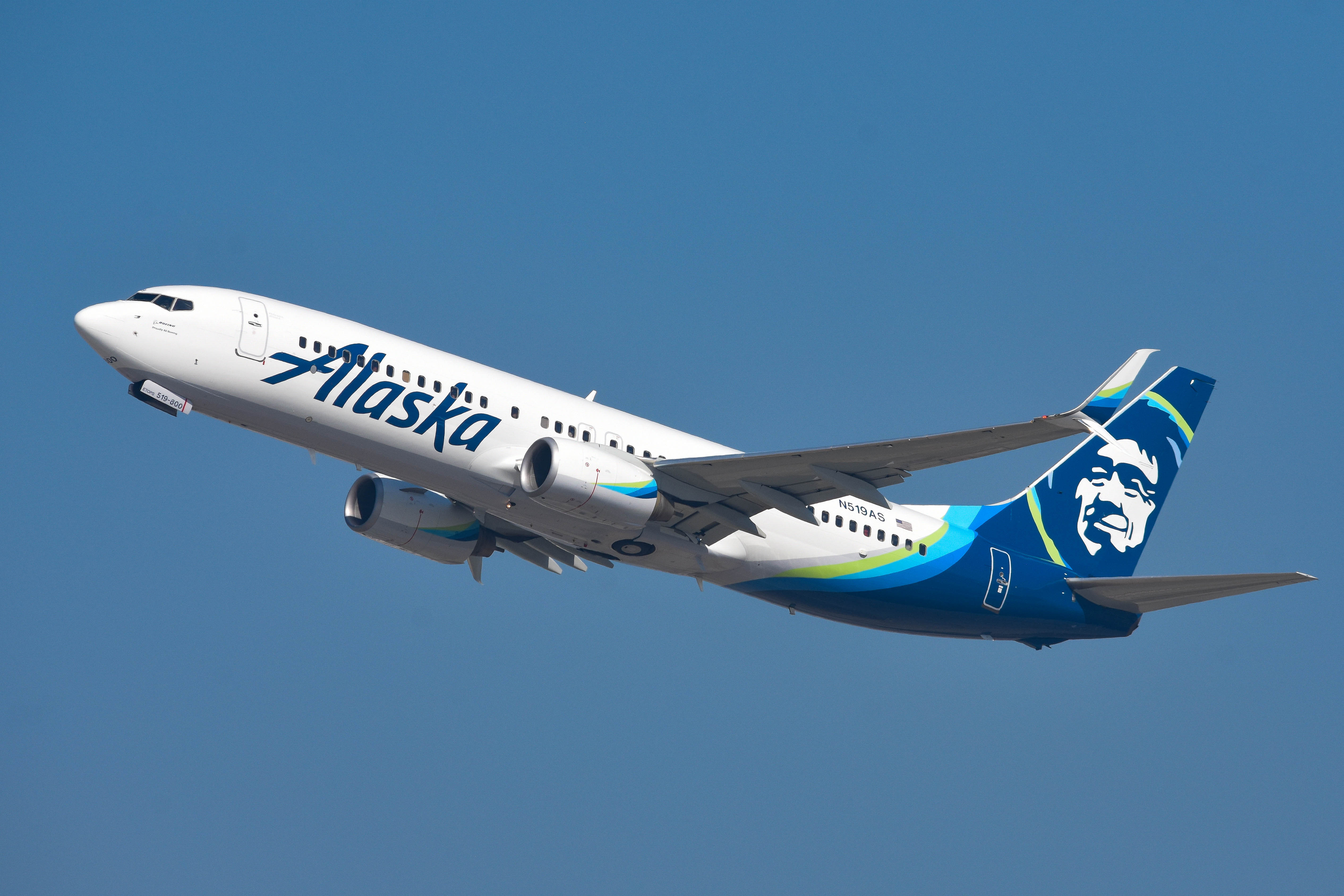 N519AS/N519AS Alaska Airlines Boeing 737 NG Airframe Information - AVSpotters.com