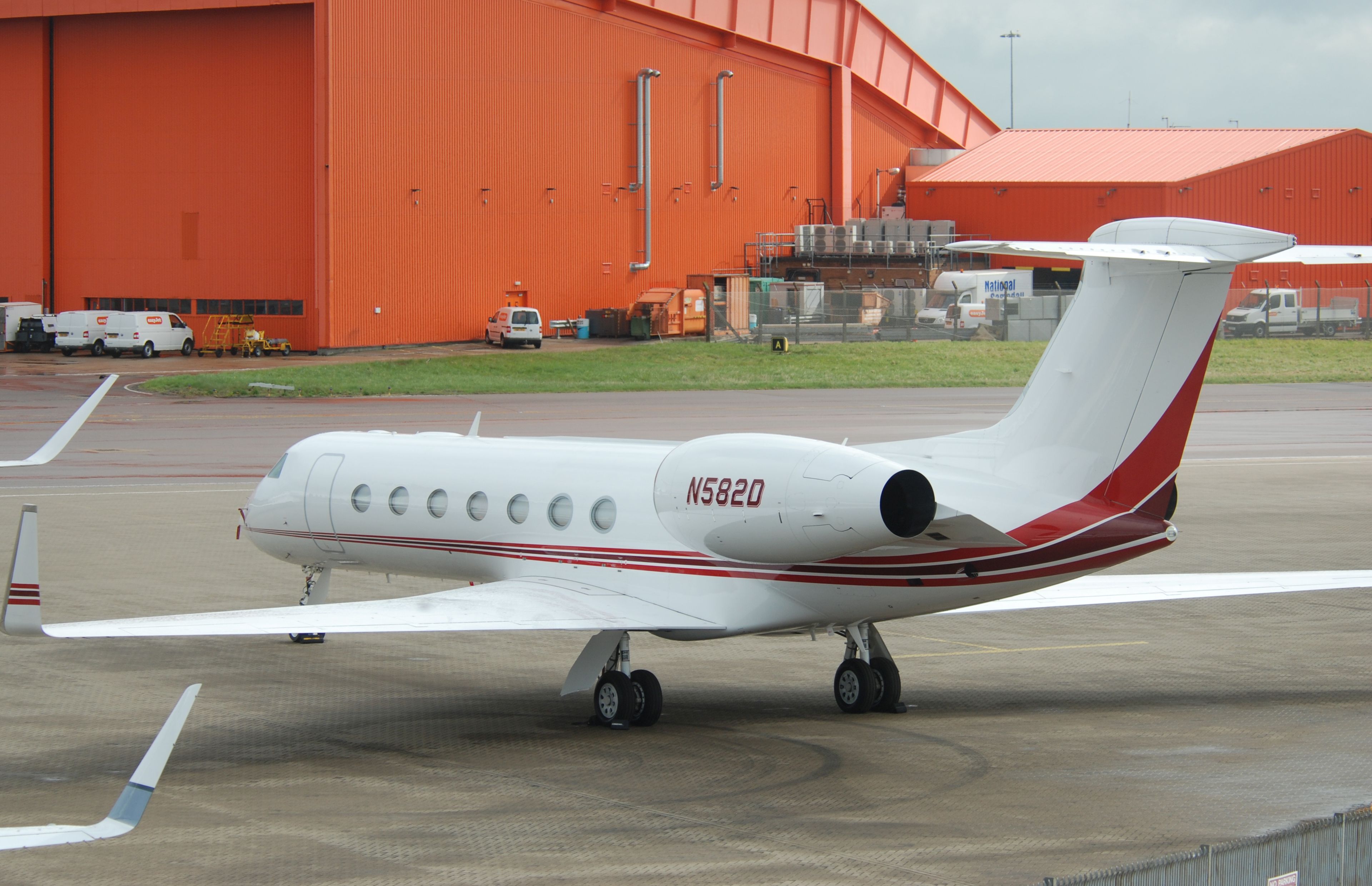 N582D/N582D Corporate Gulfstream G550 Photo by Ayronautica - AVSpotters.com