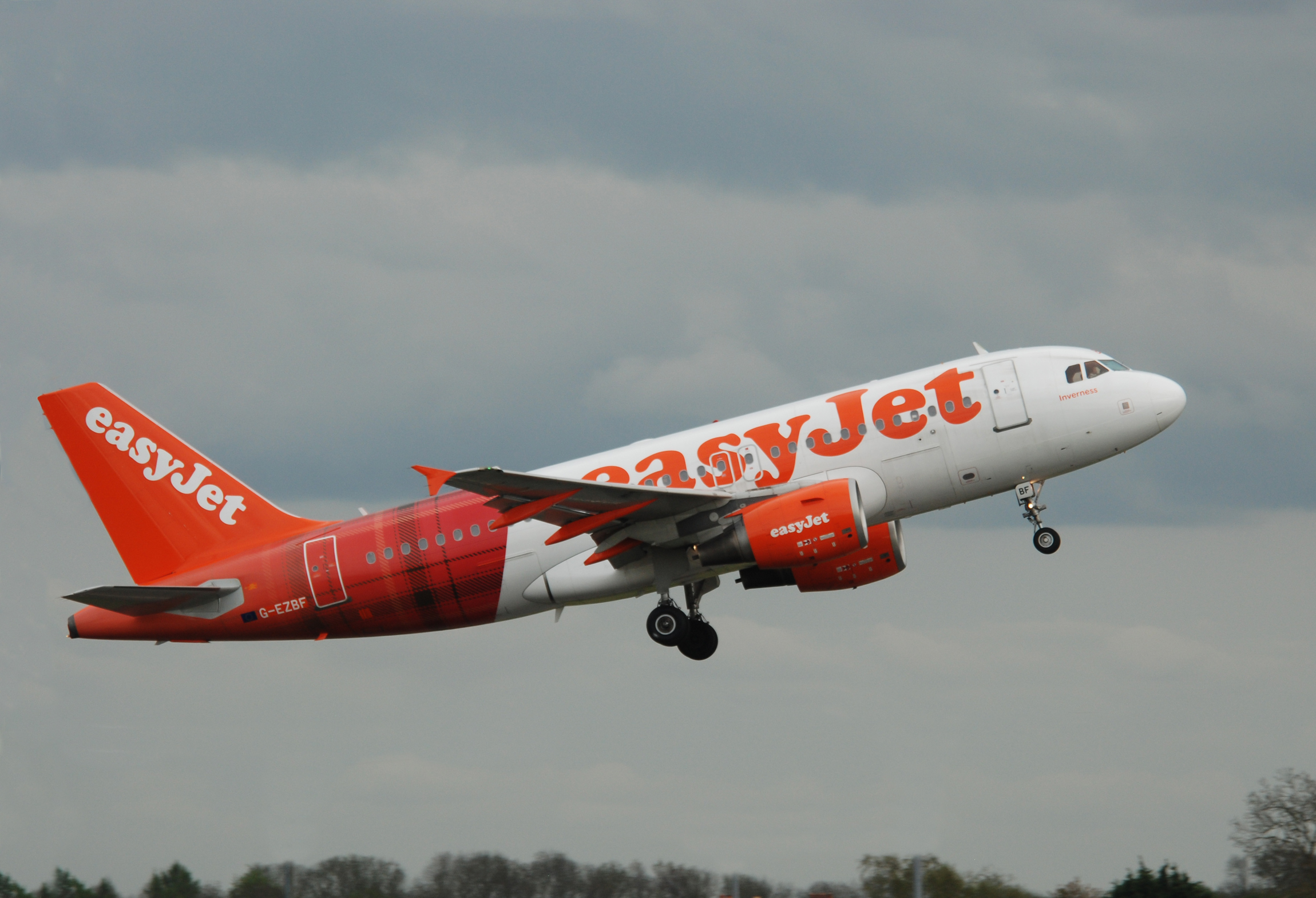 G-EZBF/GEZBF easyJet Airbus A319-111 Photo by Ayronautica - AVSpotters.com