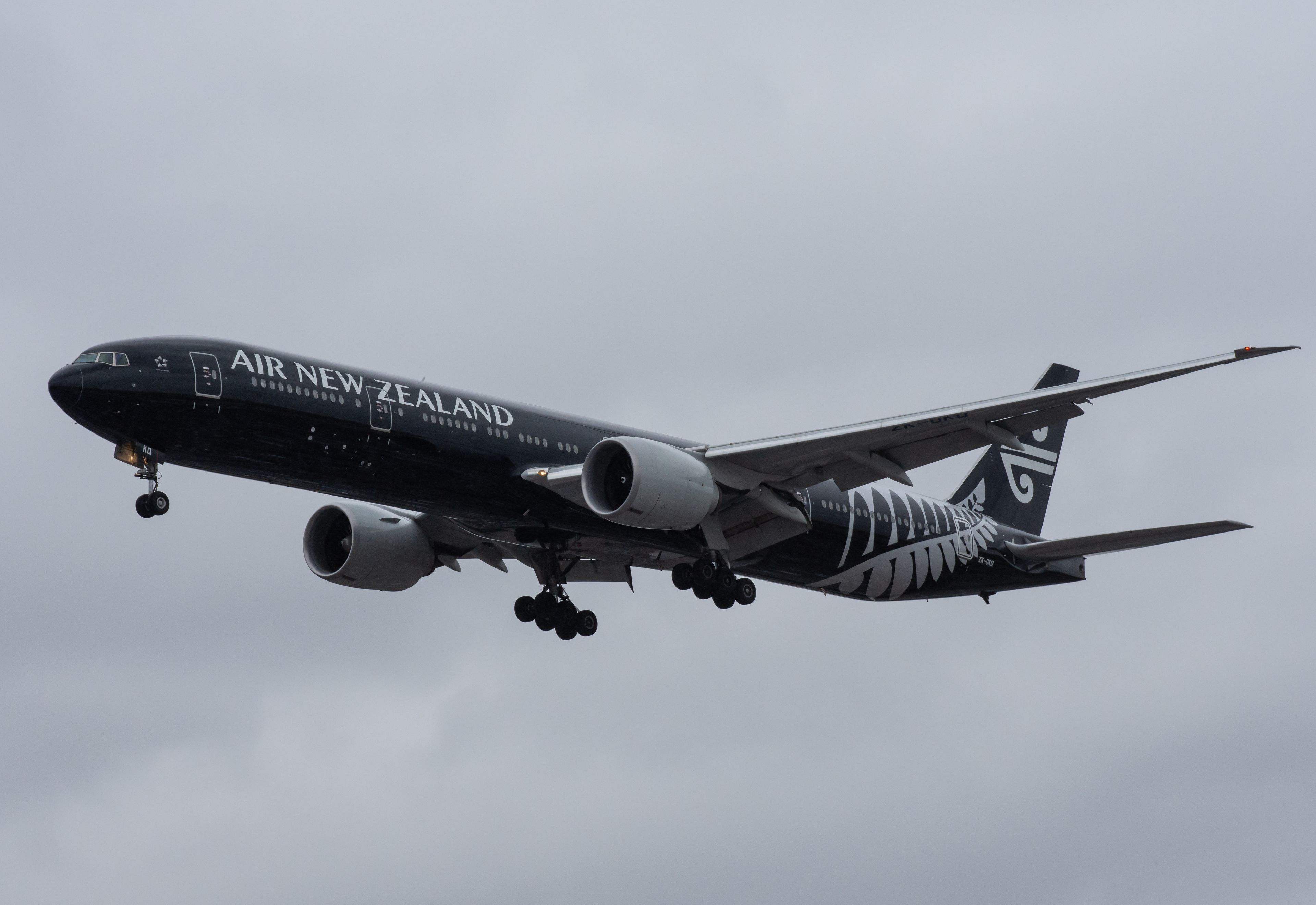 ZK-OKQ/ZKOKQ Air New Zealand Boeing 777 Airframe Information - AVSpotters.com