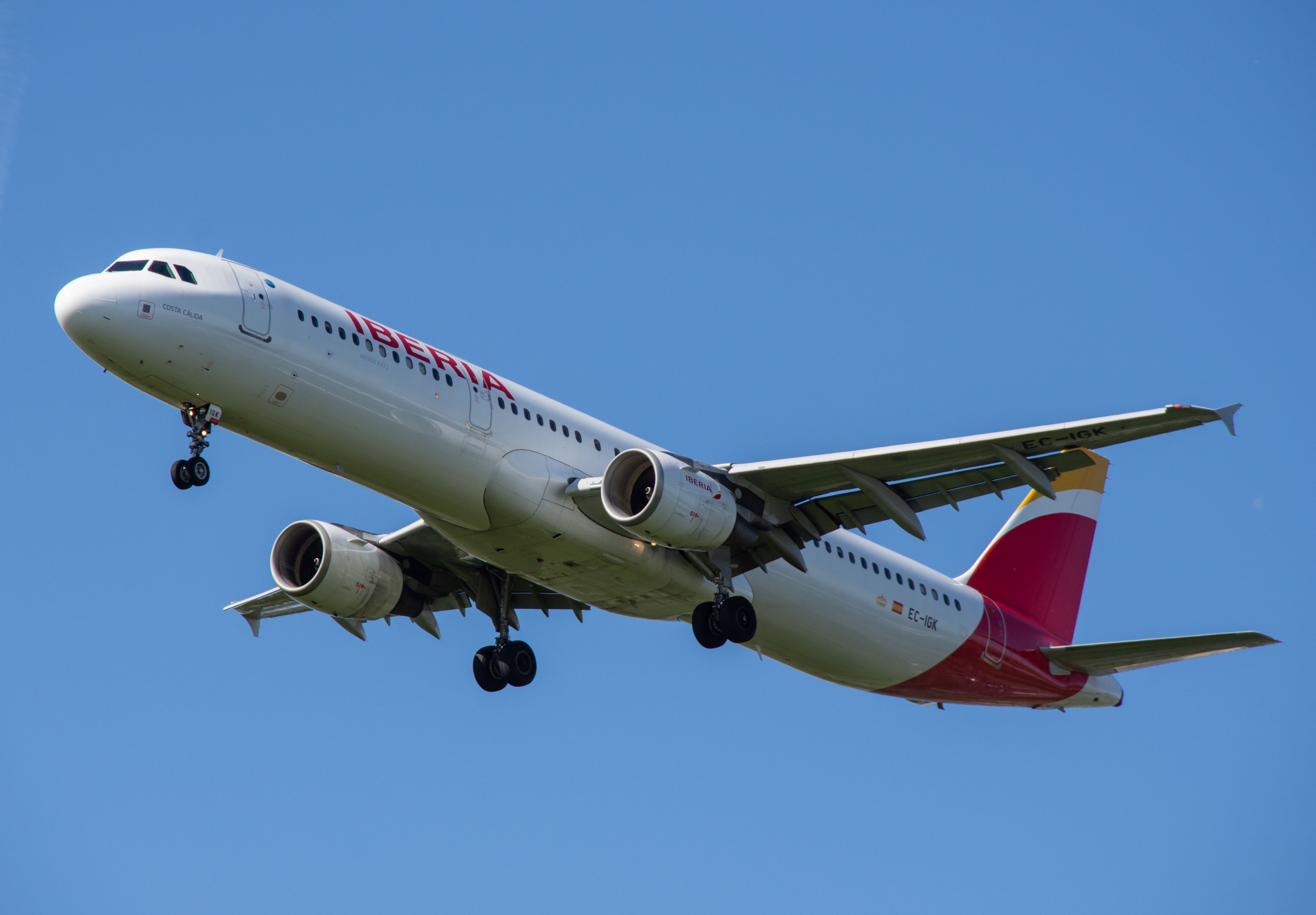 EC-IGK/ECIGK Iberia Airbus A321-213 Photo by Ayronautica - AVSpotters.com