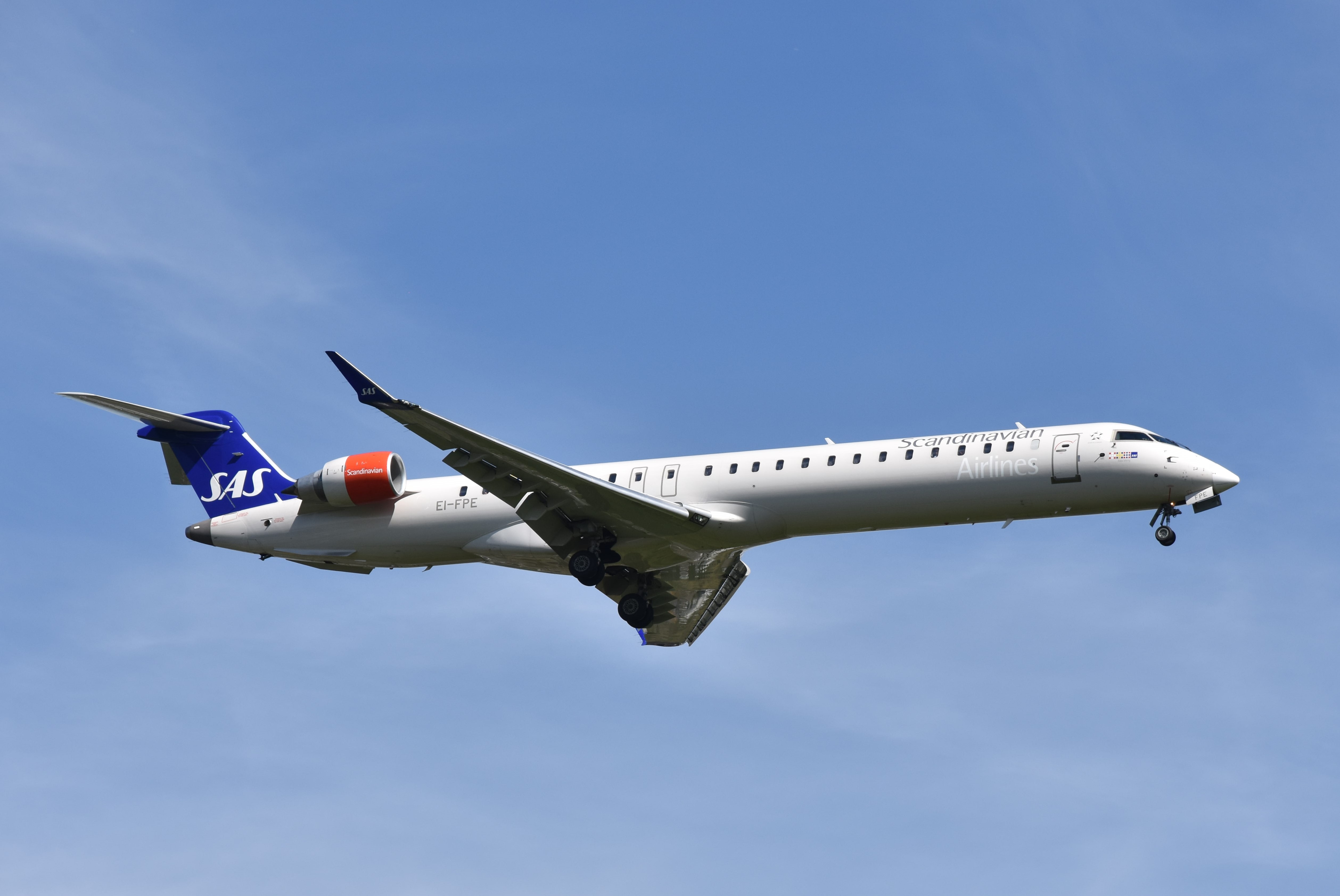 EI-FPE/EIFPE CityJet Bombardier CRJ-900 Airframe Information - AVSpotters.com