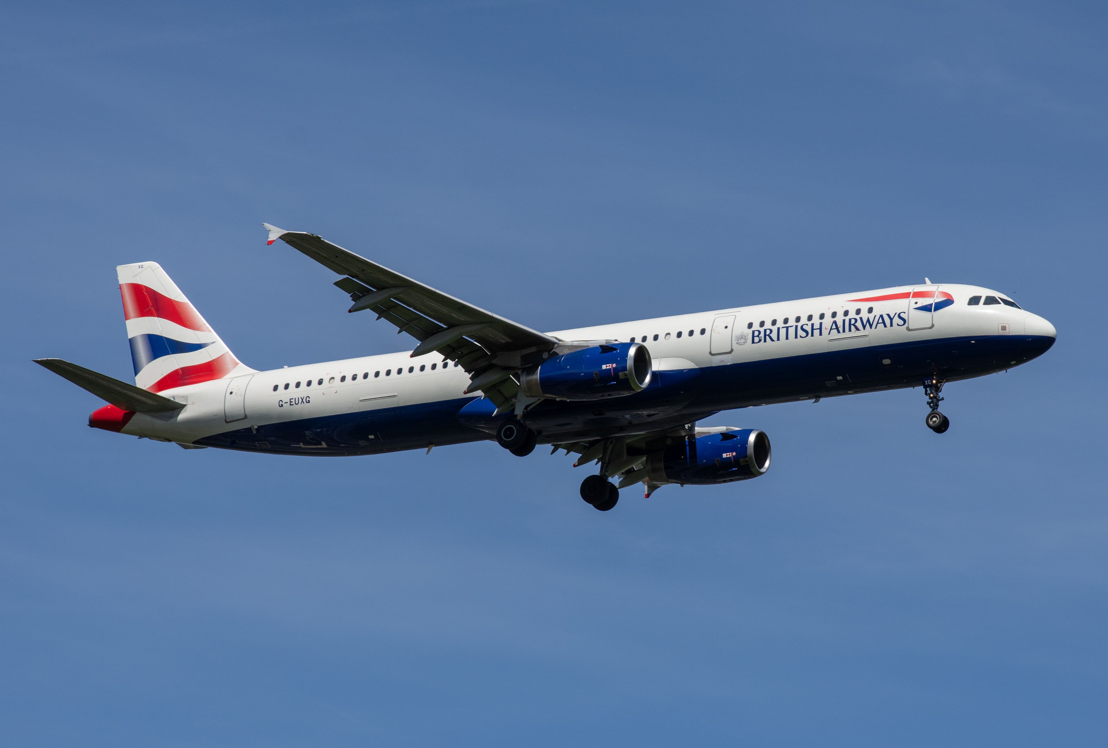 G-EUXG/GEUXG British Airways Airbus A321 Airframe Information - AVSpotters.com