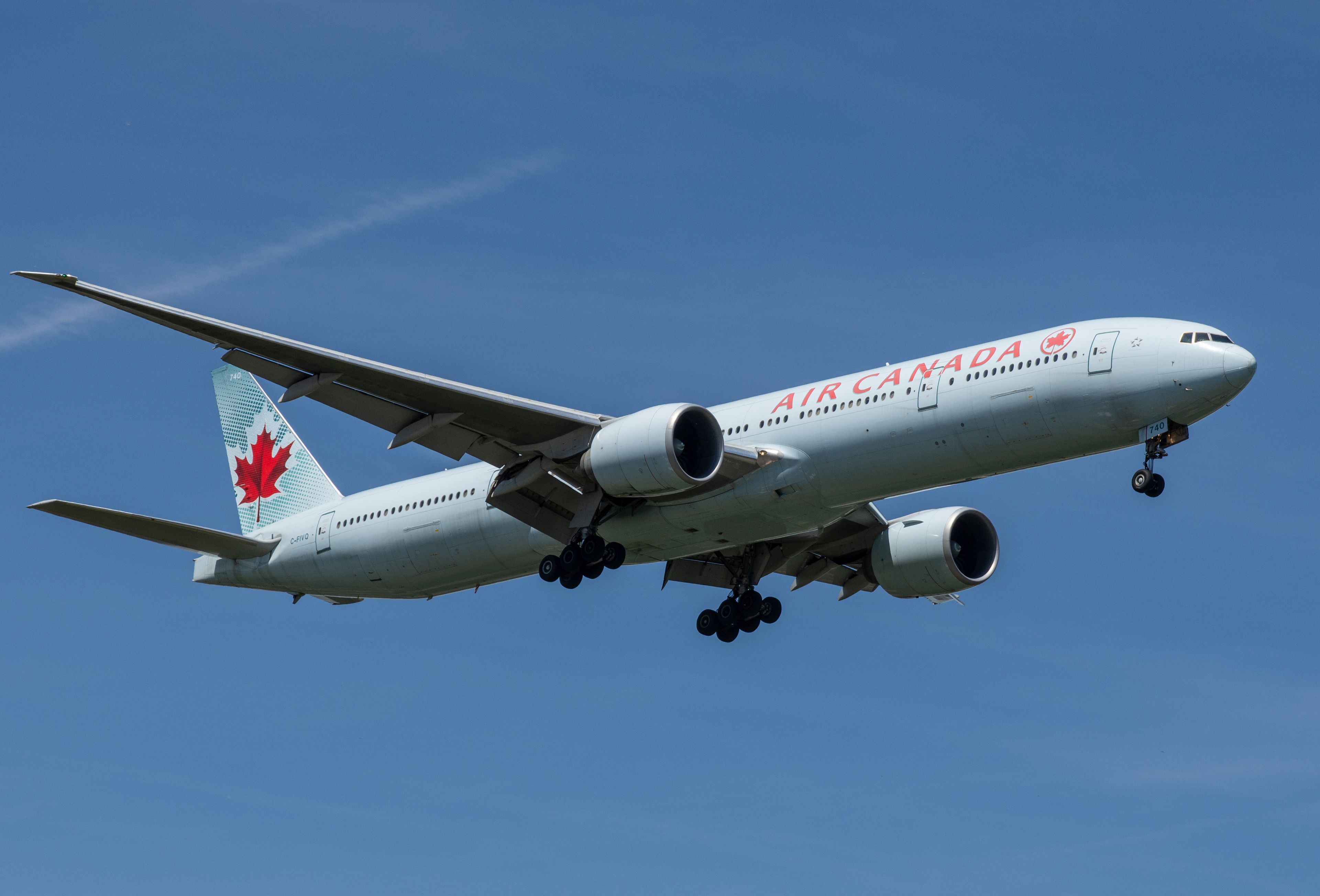C-FIVQ/CFIVQ Air Canada Boeing 777-333ER Photo by Ayronautica - AVSpotters.com