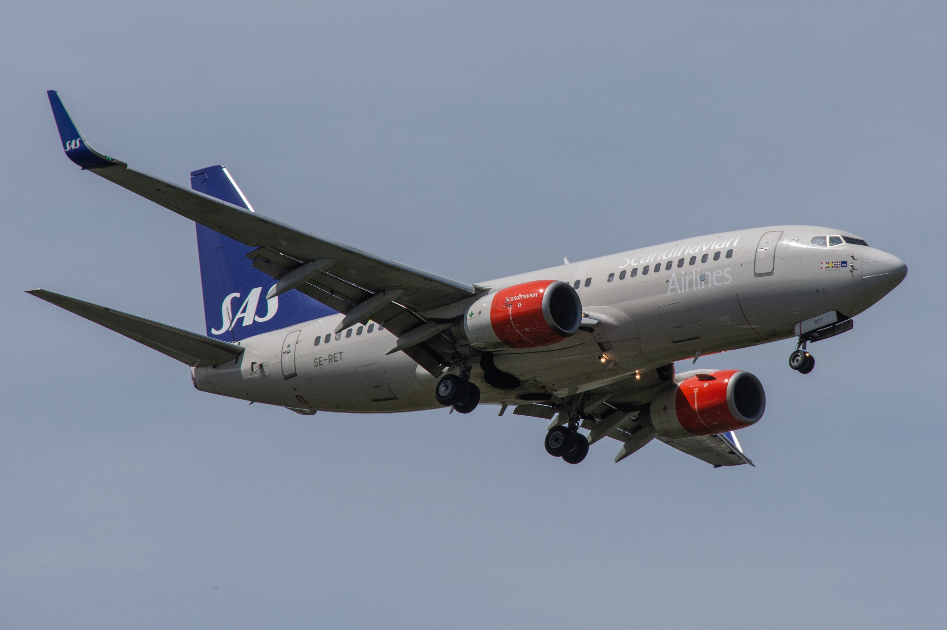 SE-RET/SERET SAS Scandinavian Airlines Boeing 737 NG Airframe Information - AVSpotters.com
