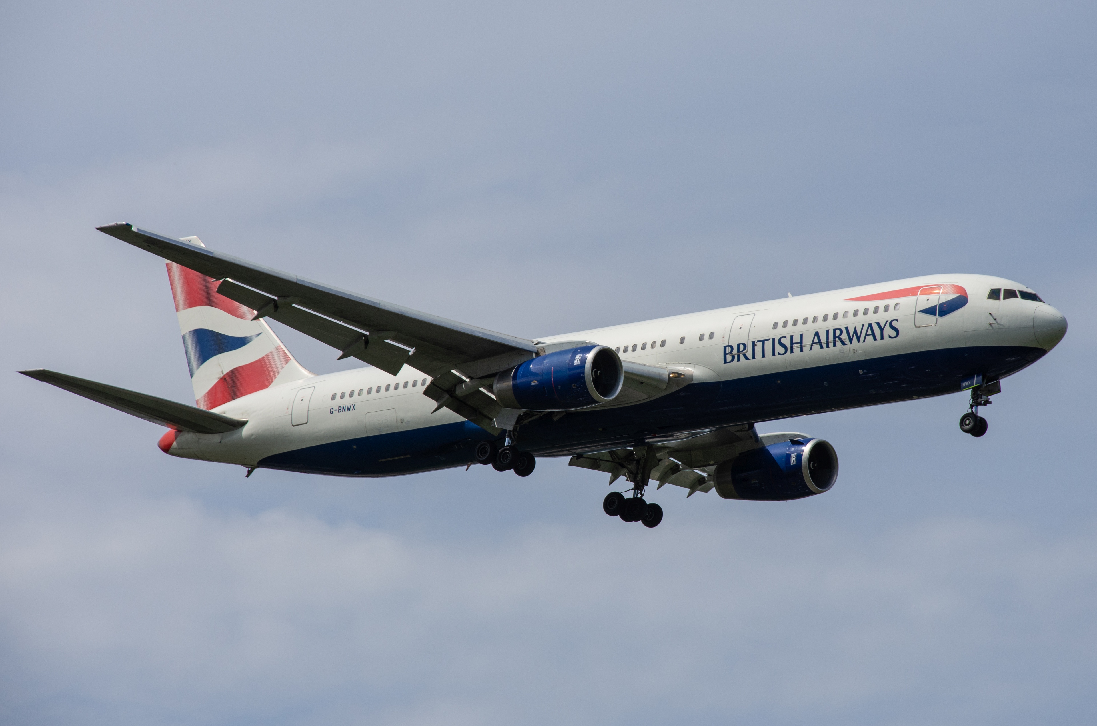 G-BNWX/GBNWX British Airways Boeing 767-336ER Photo by Ayronautica - AVSpotters.com