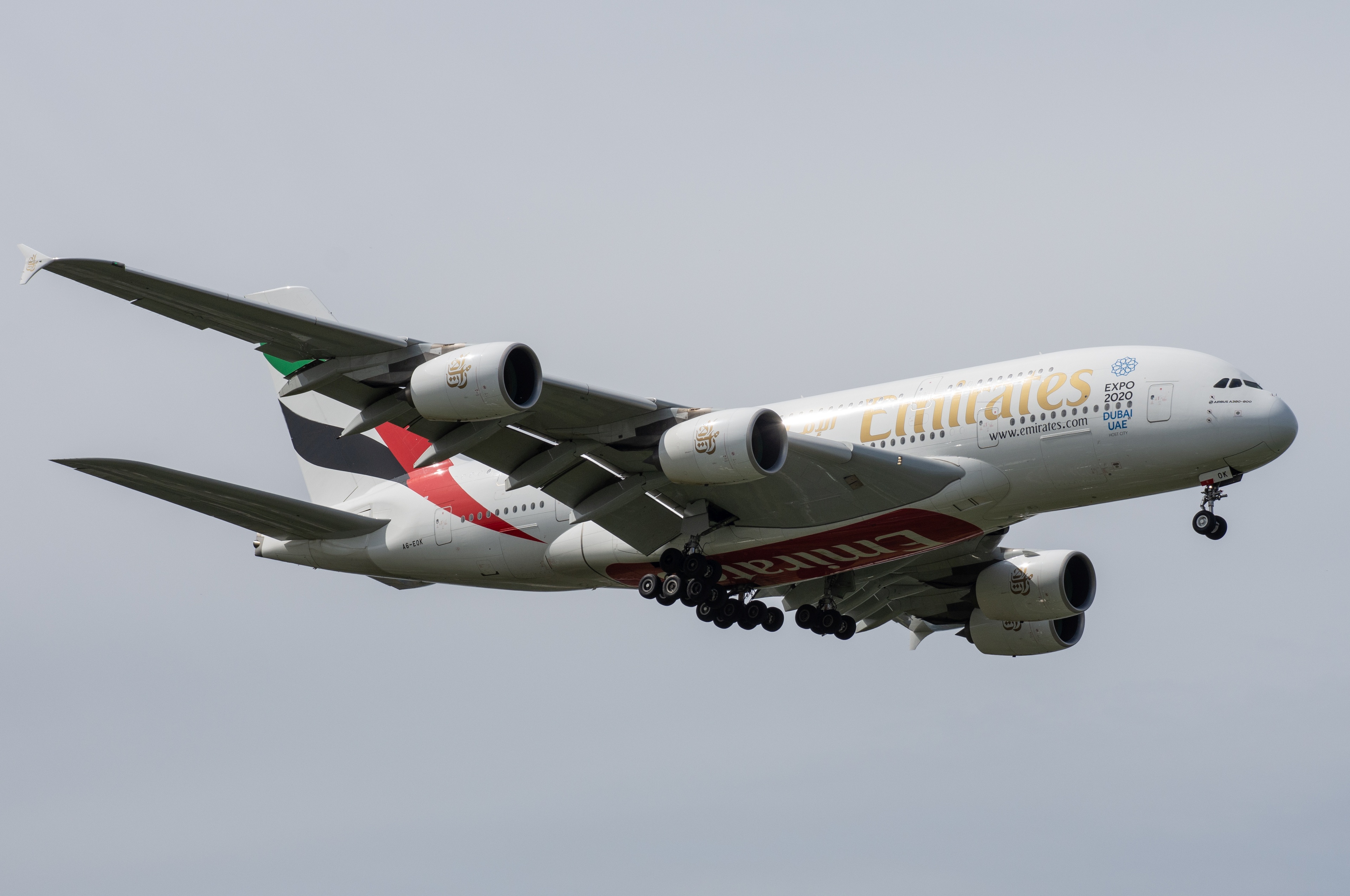 A6-EOK/A6EOK Emirates Airlines Airbus A380 Airframe Information - AVSpotters.com