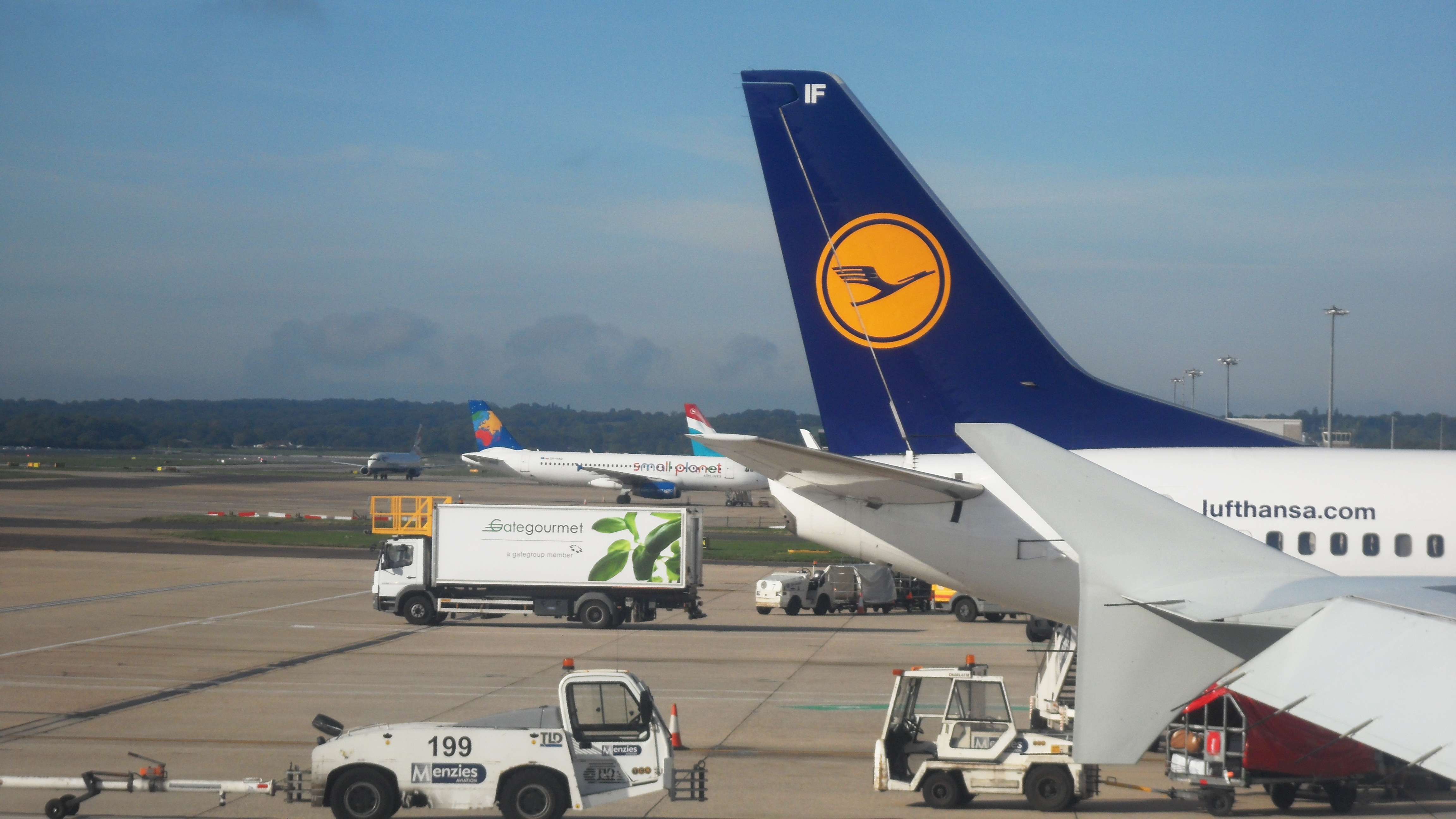 D-ABIF/DABIF Lufthansa Boeing 737-530 Photo by RJflyer - AVSpotters.com