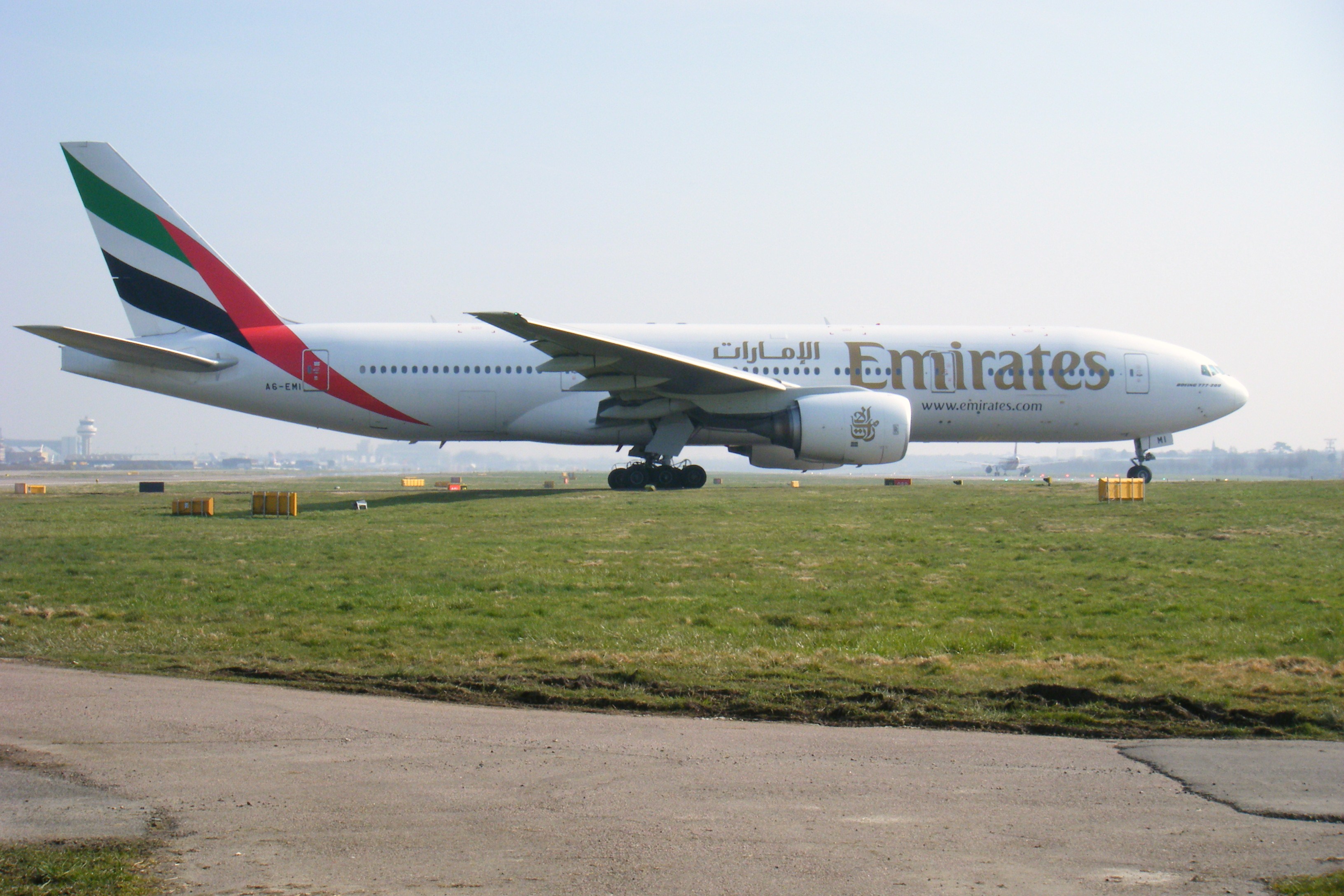 A6-EMI/A6EMI Emirates Airlines Boeing 777-21HER Photo by RJflyer - AVSpotters.com