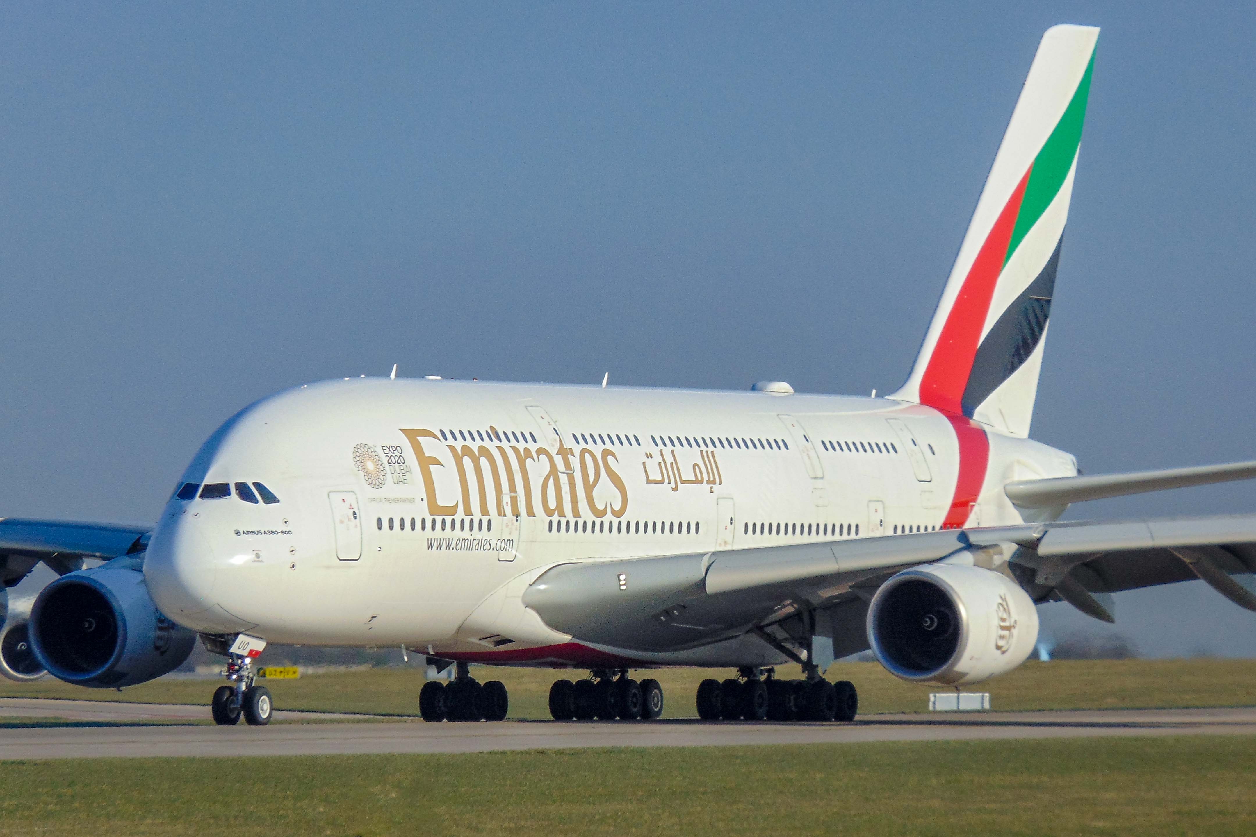 A6-EUO/A6EUO Emirates Airlines Airbus A380-842 Photo by AV8 Photos - AVSpotters.com