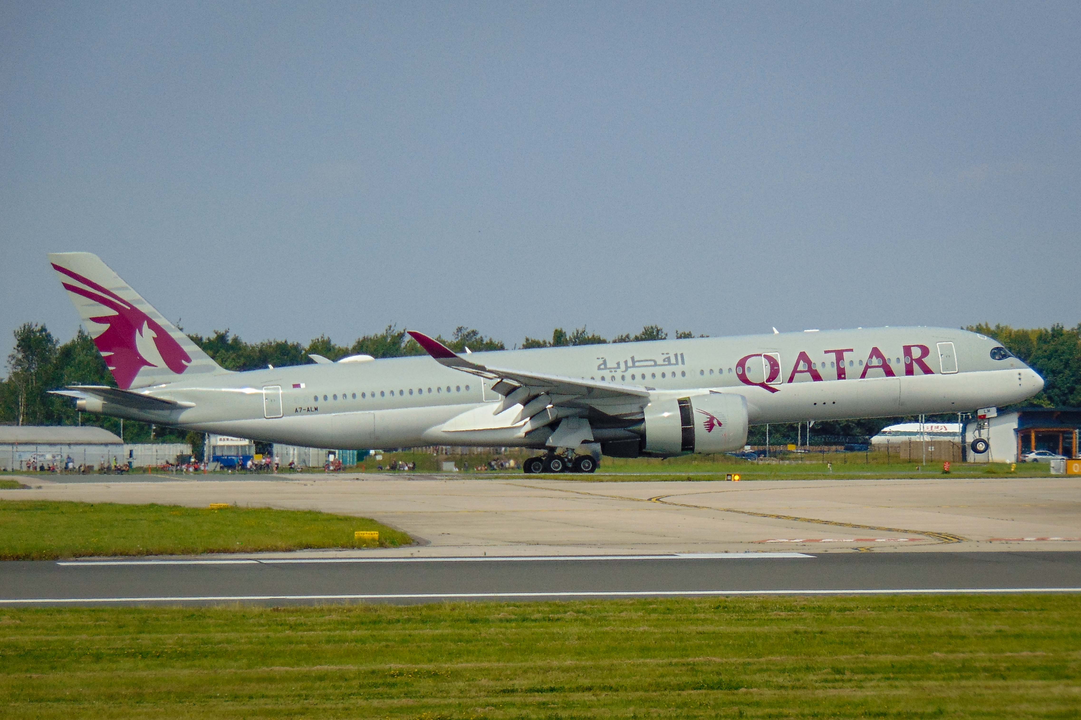 A7-ALM/A7ALM Qatar Airways Airbus A350 Airframe Information - AVSpotters.com