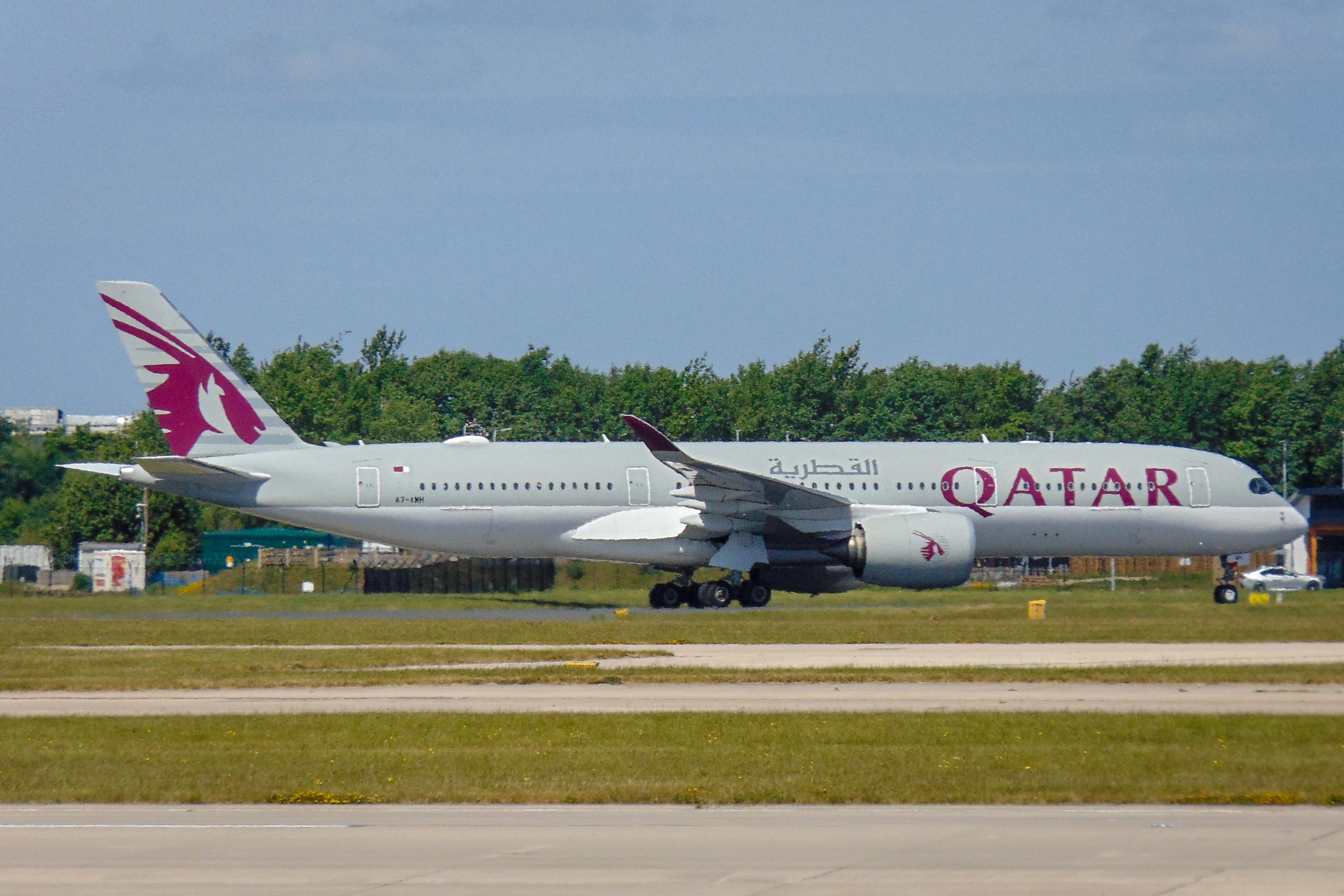 A7-AMH/A7AMH Qatar Airways Airbus A350 Airframe Information - AVSpotters.com