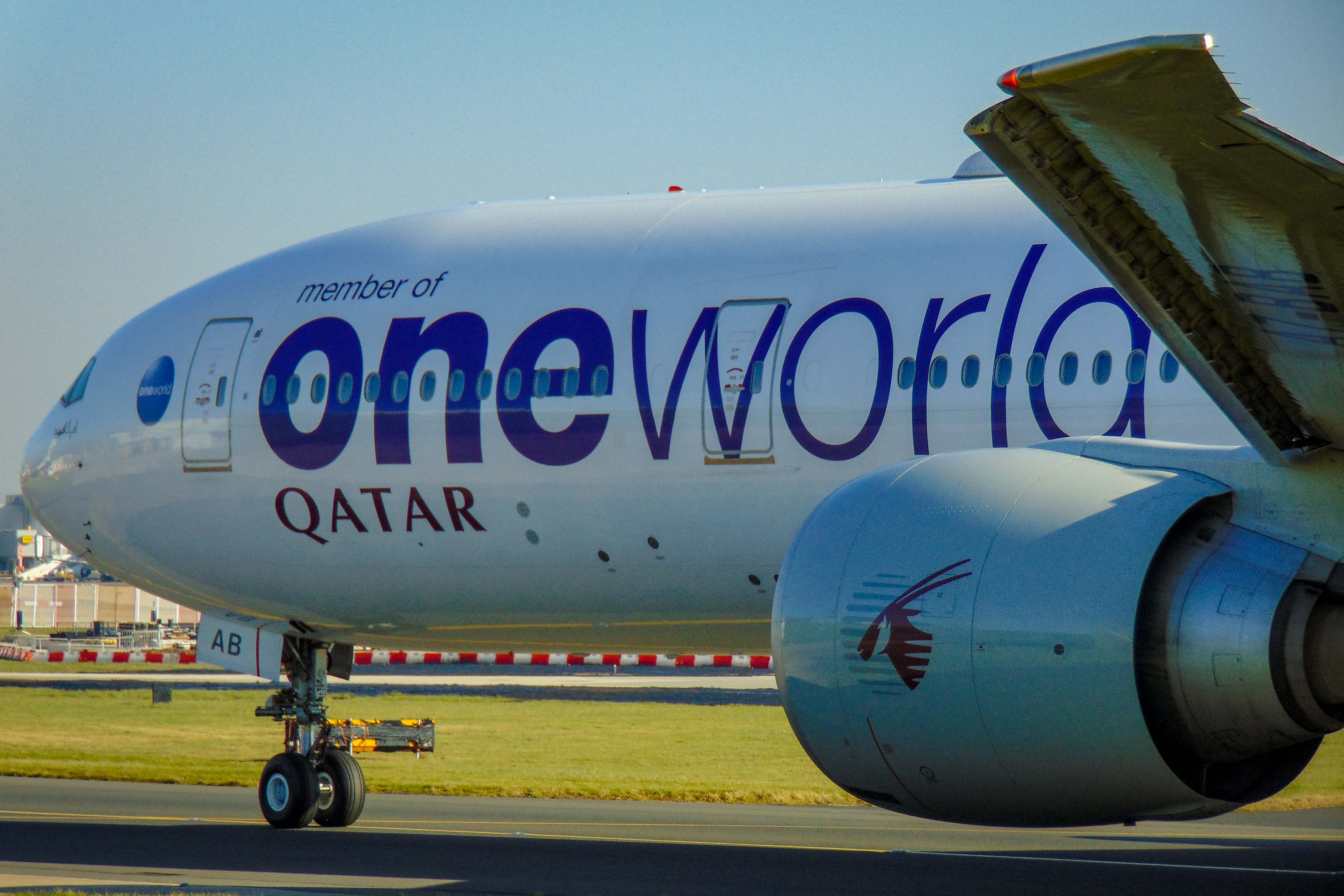 A7-BAB/A7BAB Qatar Airways Boeing 777-3DZER Photo by AV8 Photos - AVSpotters.com