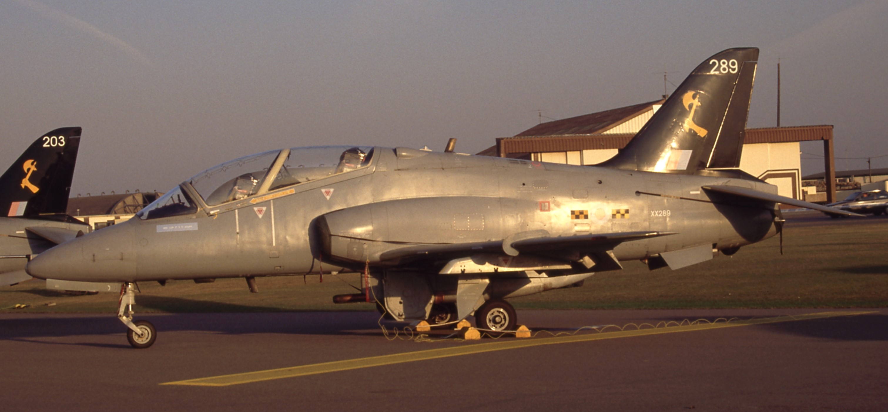XX289/XX289 RAF - Royal Air Force British Aerospace Hawk Airframe Information - AVSpotters.com