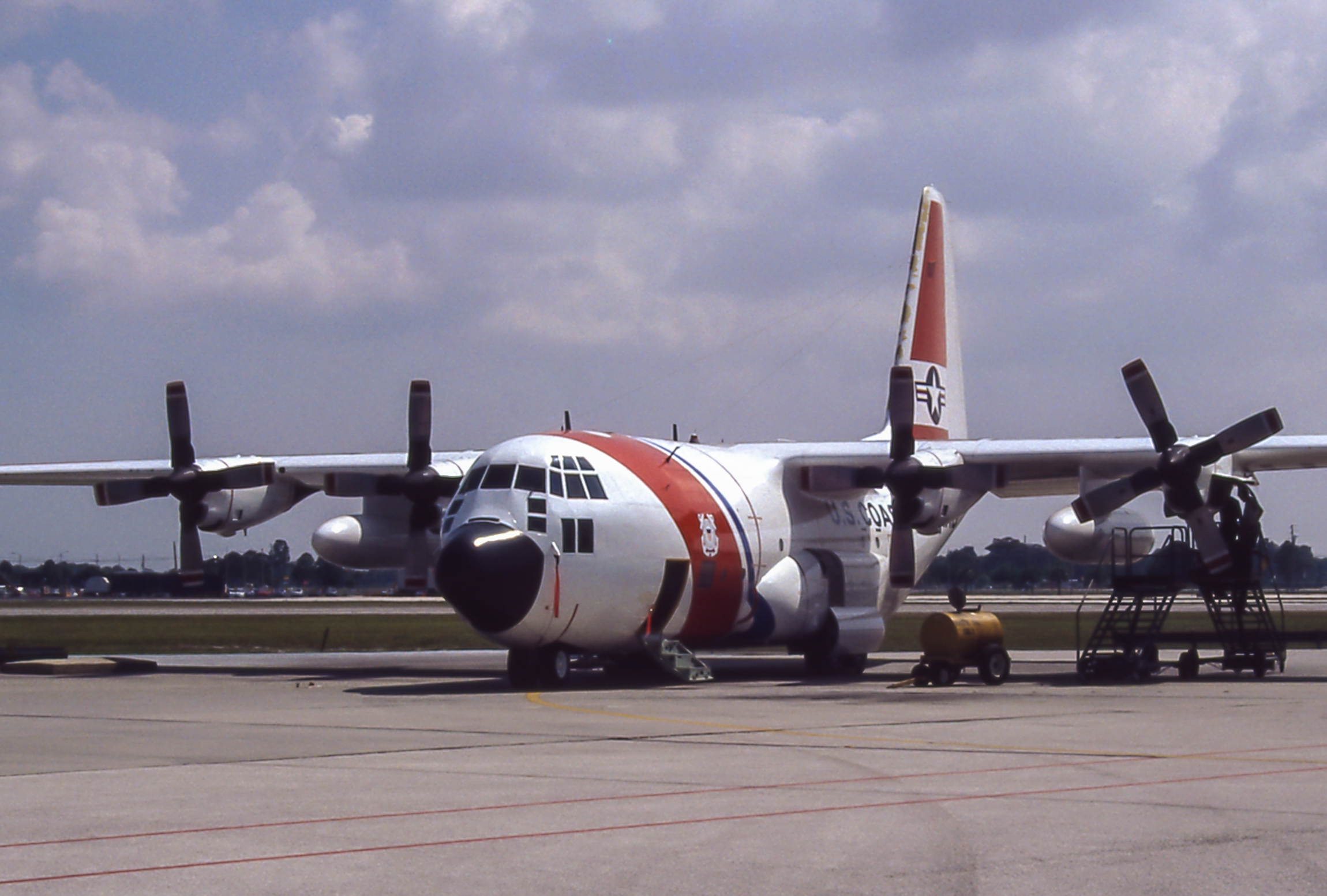 1720/1720 USCG - United States Coast Guard Lockheed C-130 Hercules Airframe Information - AVSpotters.com