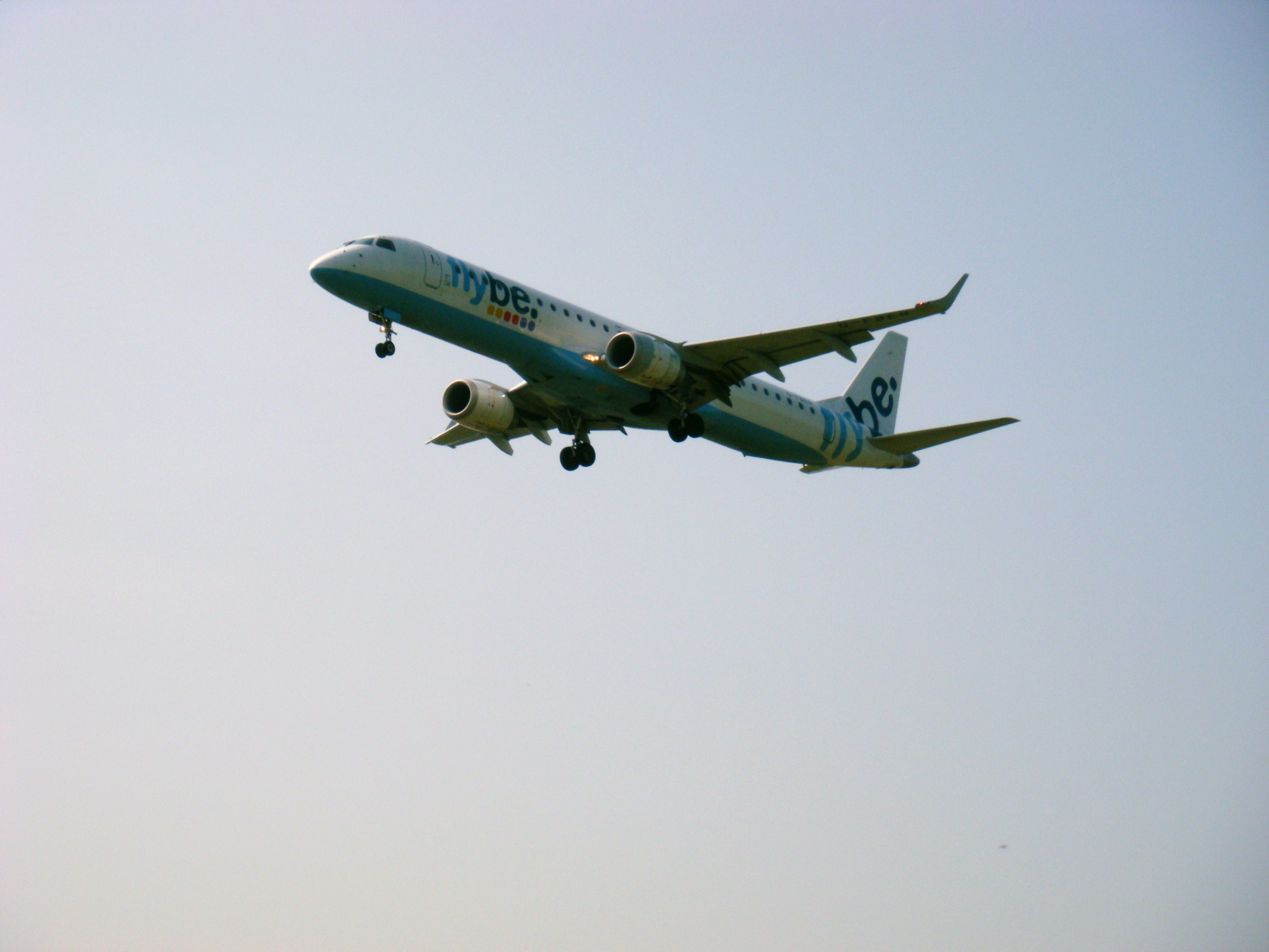 G-FBEH/GFBEH FlyBe Embraer ERJ-195LR Photo by RJflyer - AVSpotters.com