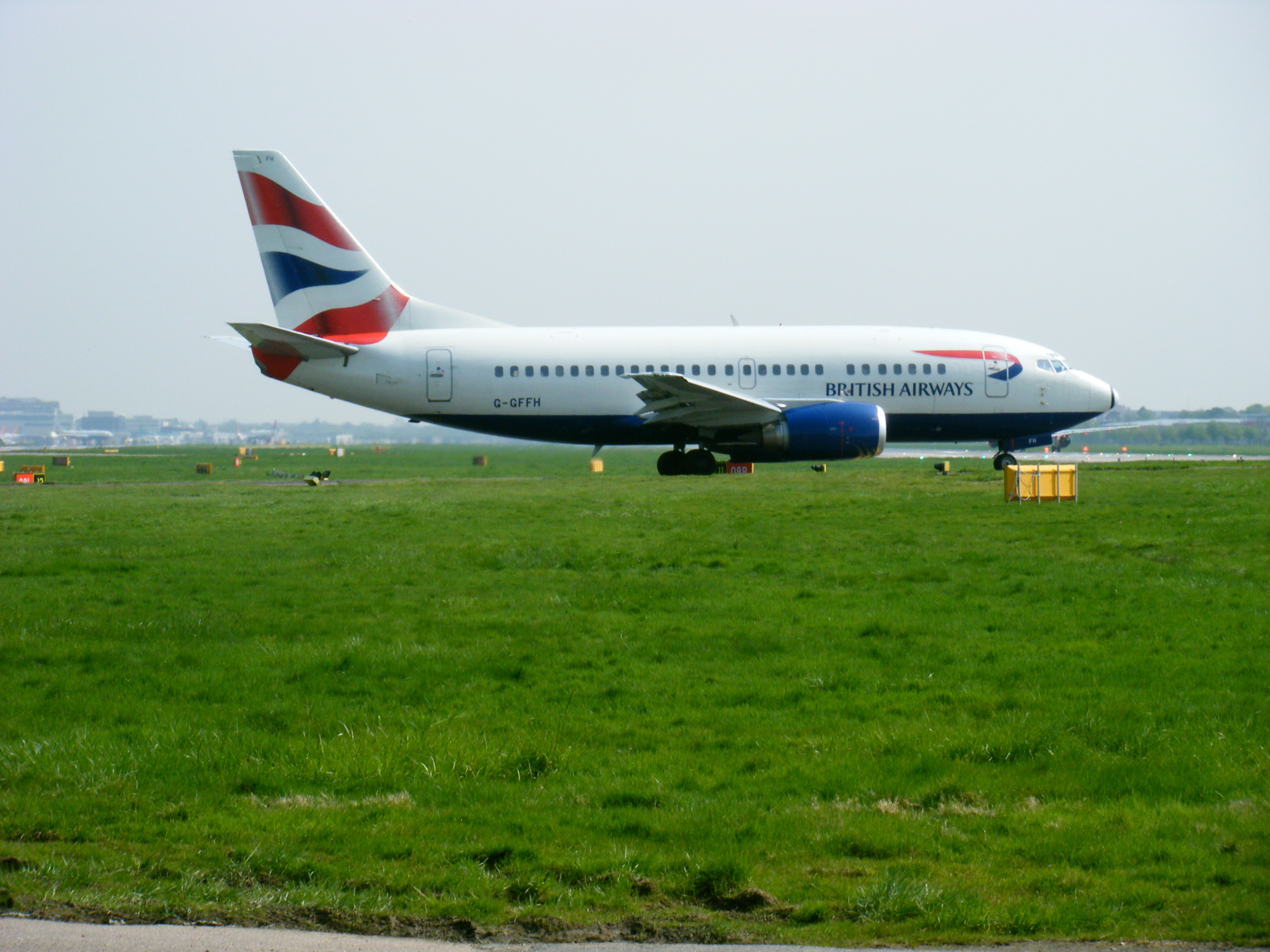 G-GFFH/GGFFH British Airways Boeing 737-5H6 Photo by RJflyer - AVSpotters.com