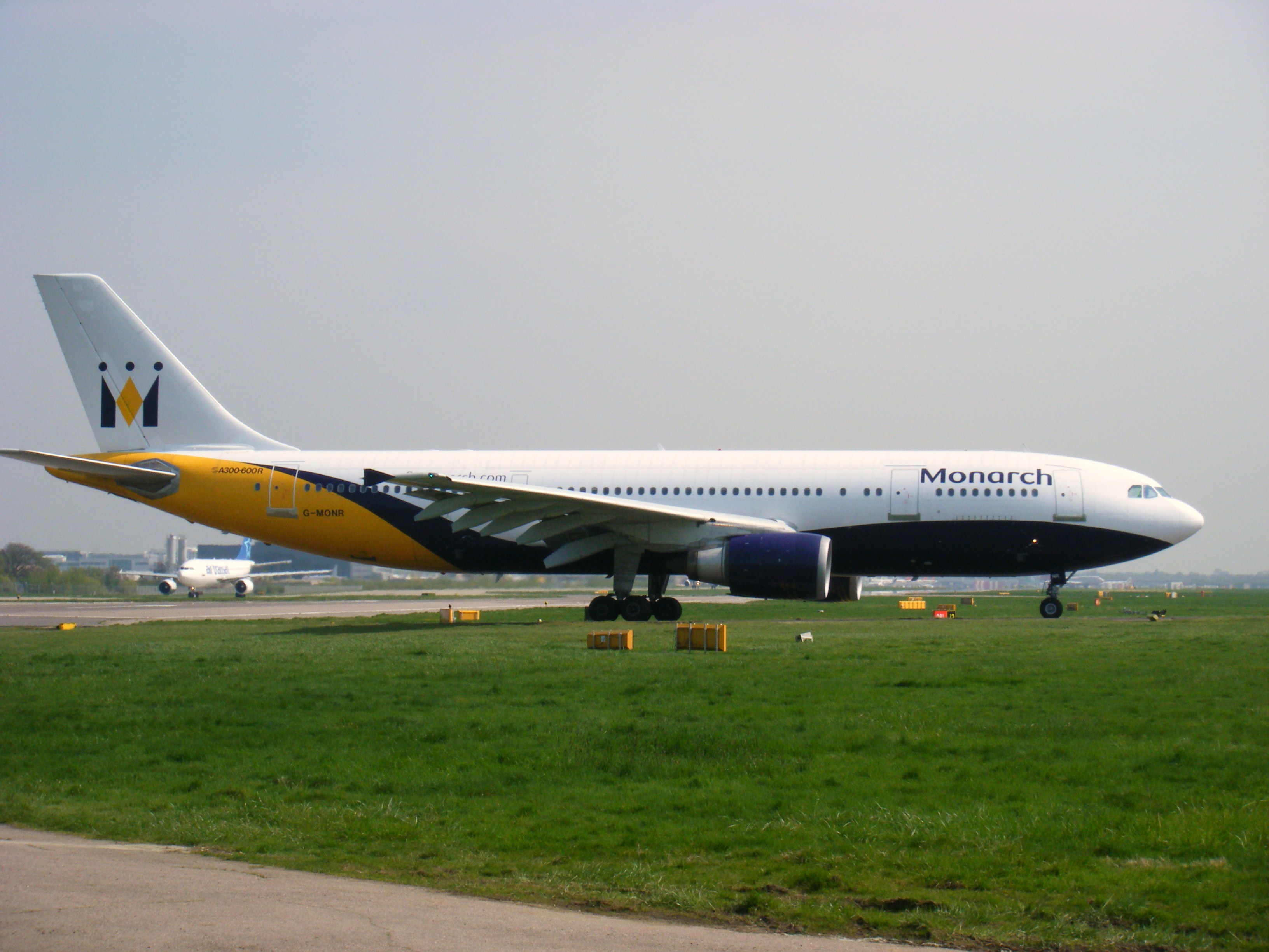 G-MONR/GMONR Monarch Airlines  Airbus A300-605R Photo by RJflyer - AVSpotters.com