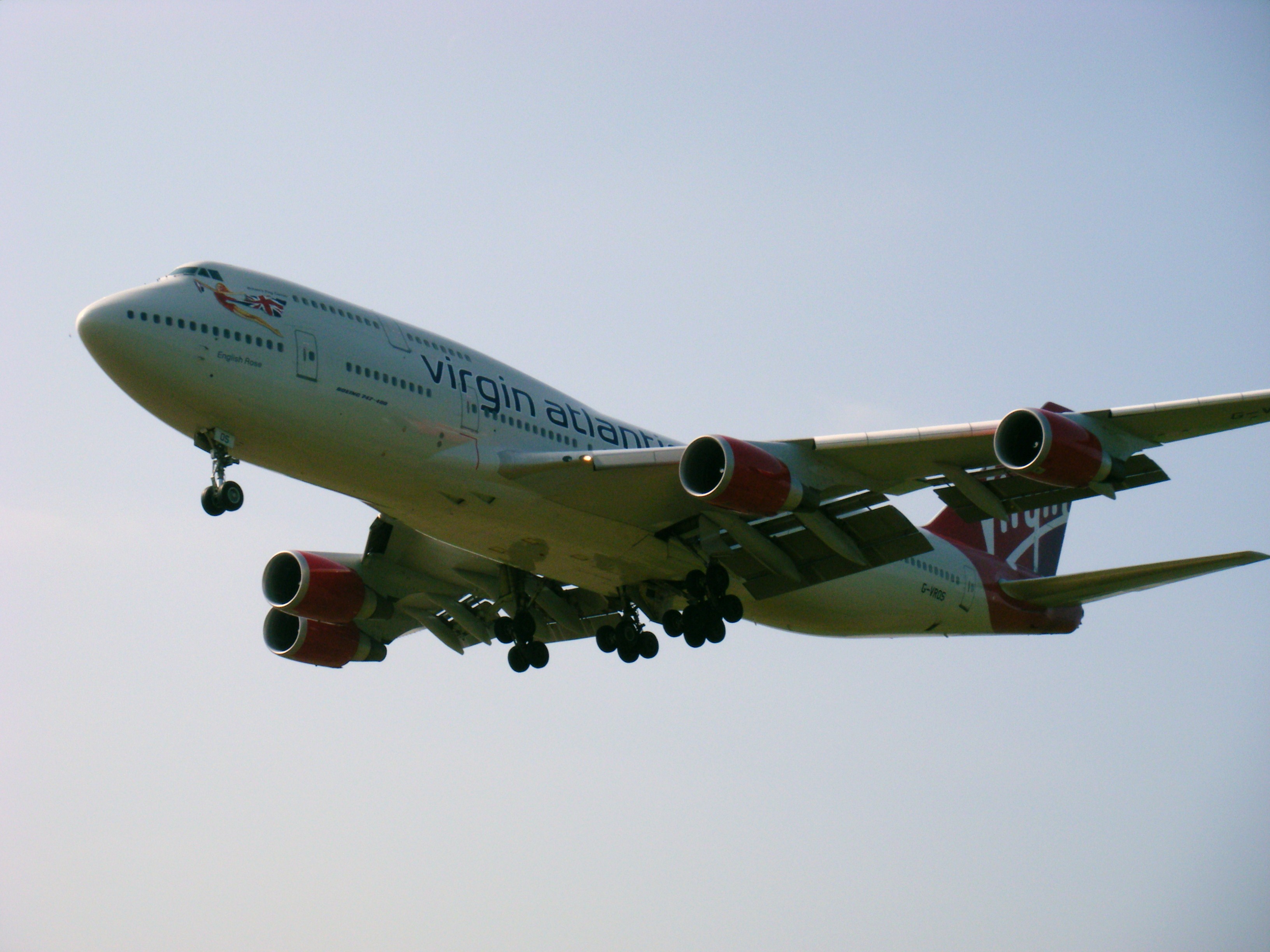 G-VROS/GVROS Virgin Atlantic Airways Boeing 747-443 Photo by RJflyer - AVSpotters.com