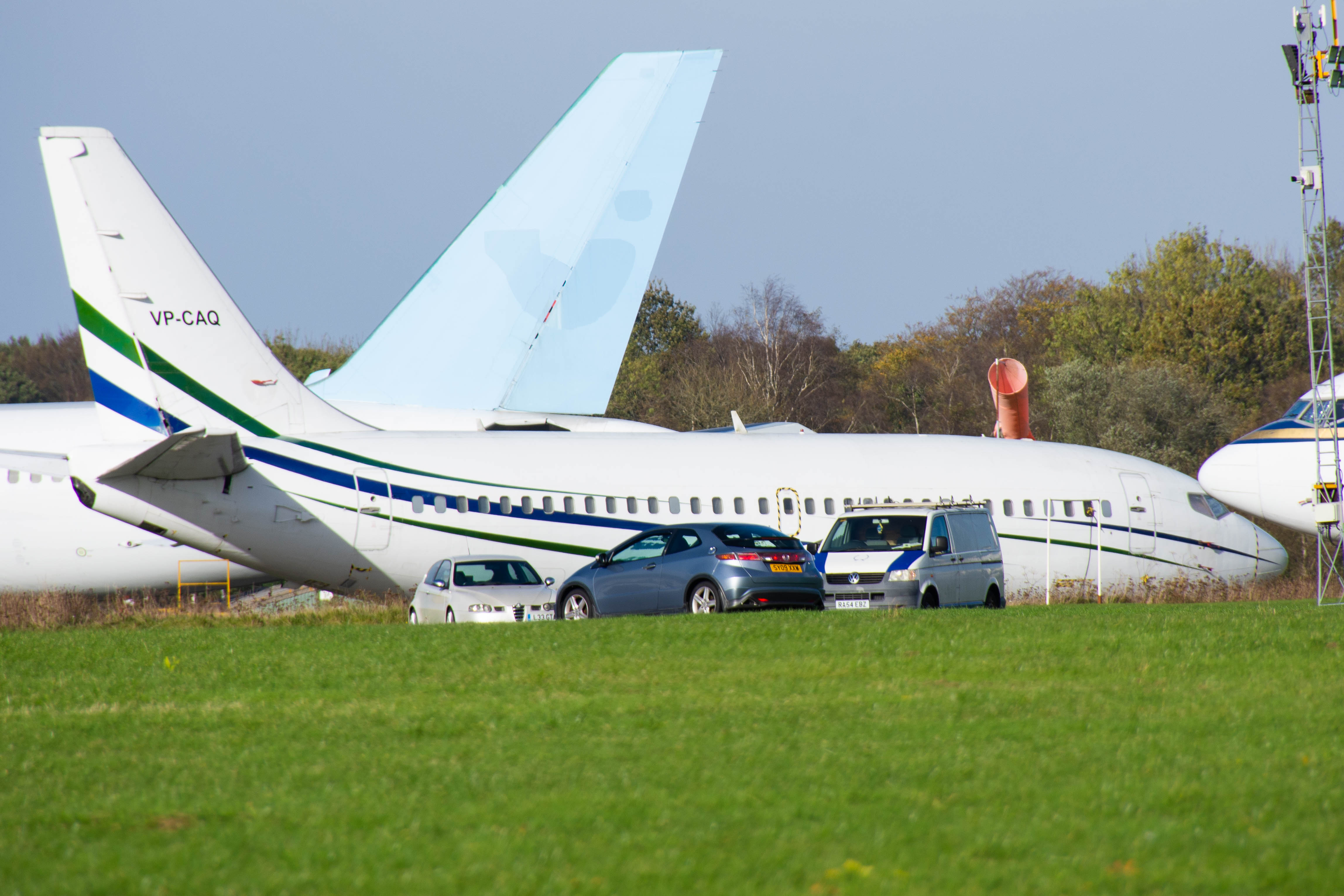 VP-CAQ/VPCAQ Corporate Boeing 737-2V6 Photo by colinw - AVSpotters.com